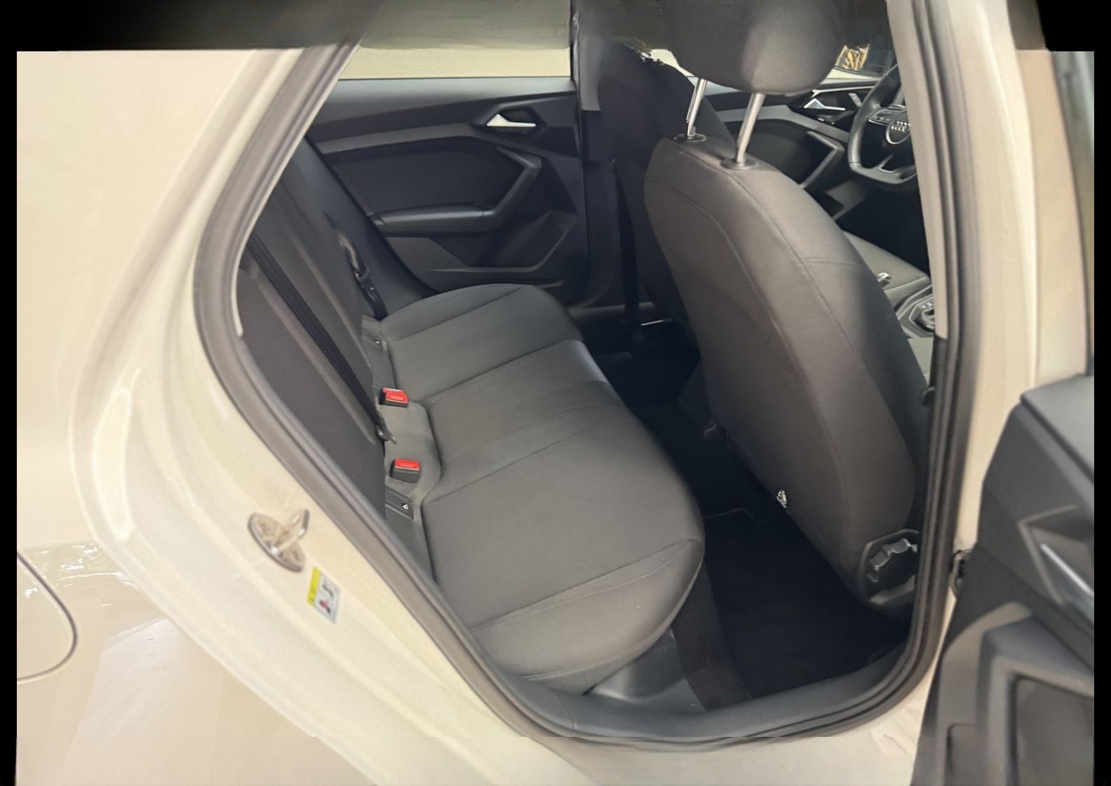 Audi A1 Sportback S-Line 1.0 TFSI S-Tronic Virt.Co foto 15