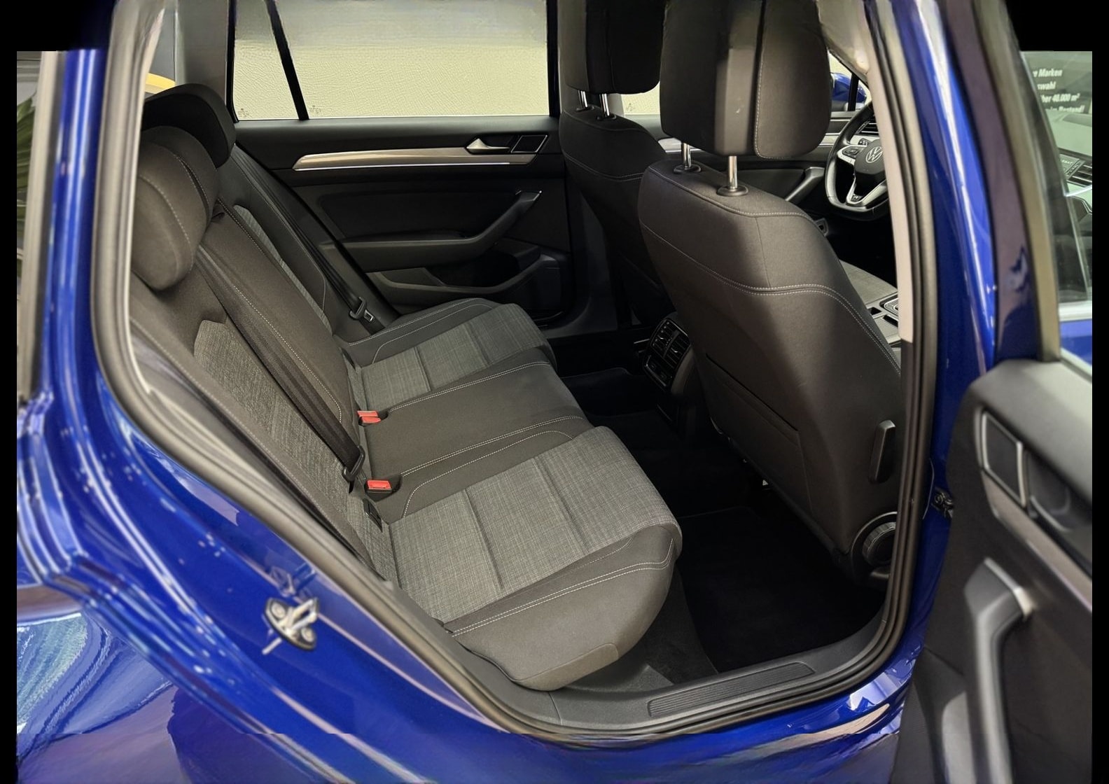 Volkswagen Passat Variant R-Line 2.0 TDI DSG Dig.Cockpit foto 14