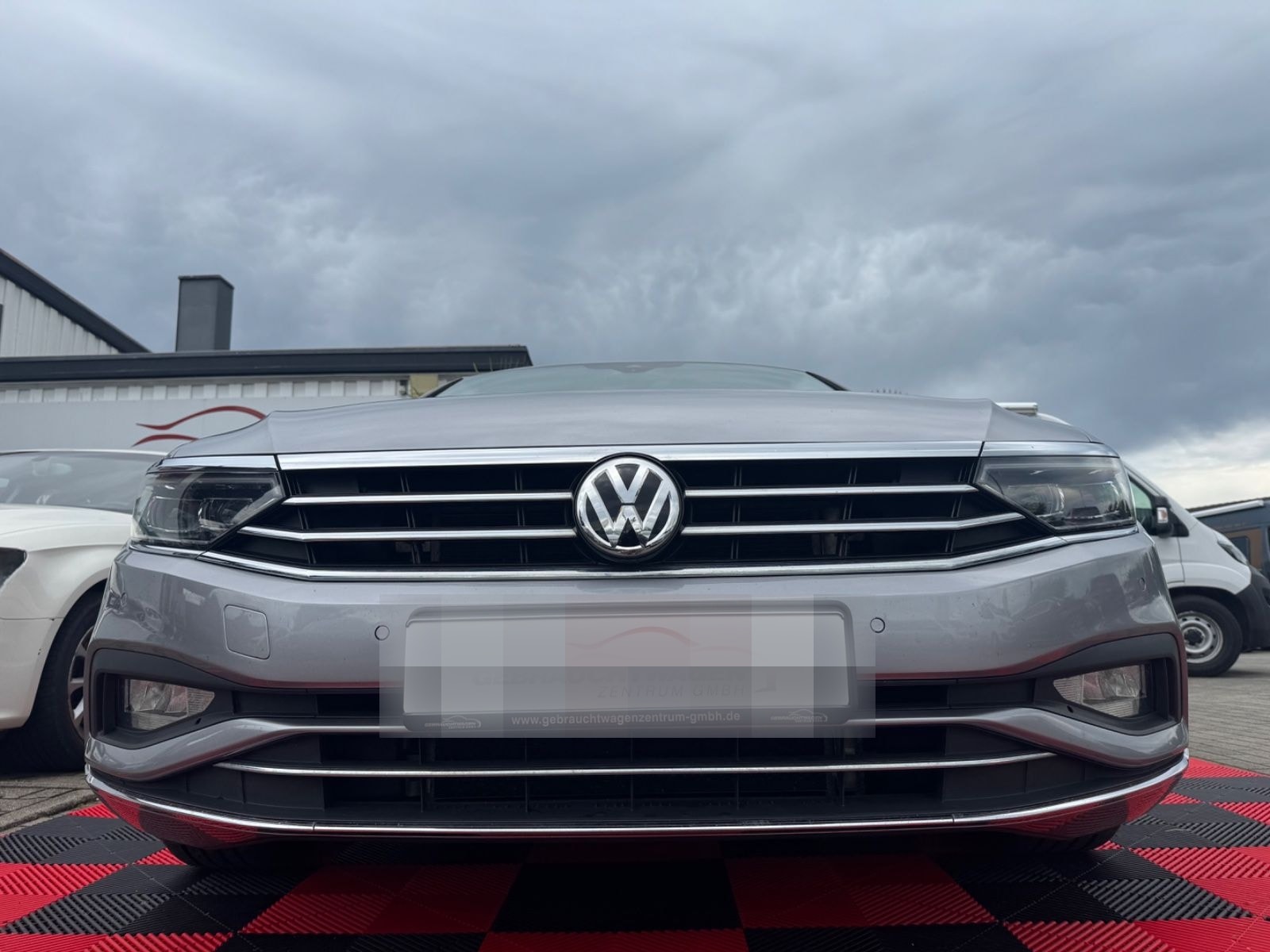 Volkswagen Passat 2,0 TDI Variant Elegance*IQ.Light*Kamera* foto 3