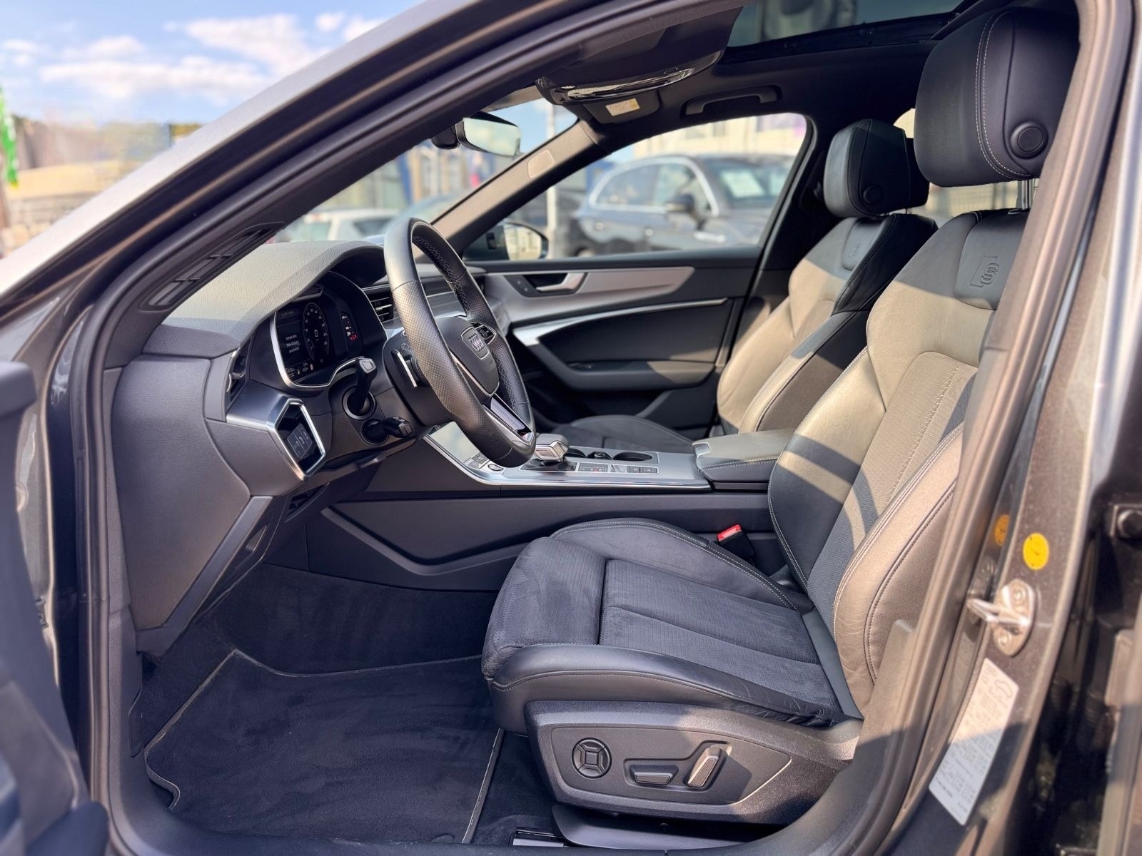 Audi A6 Avant 45 TDI quattro S line sport foto 12