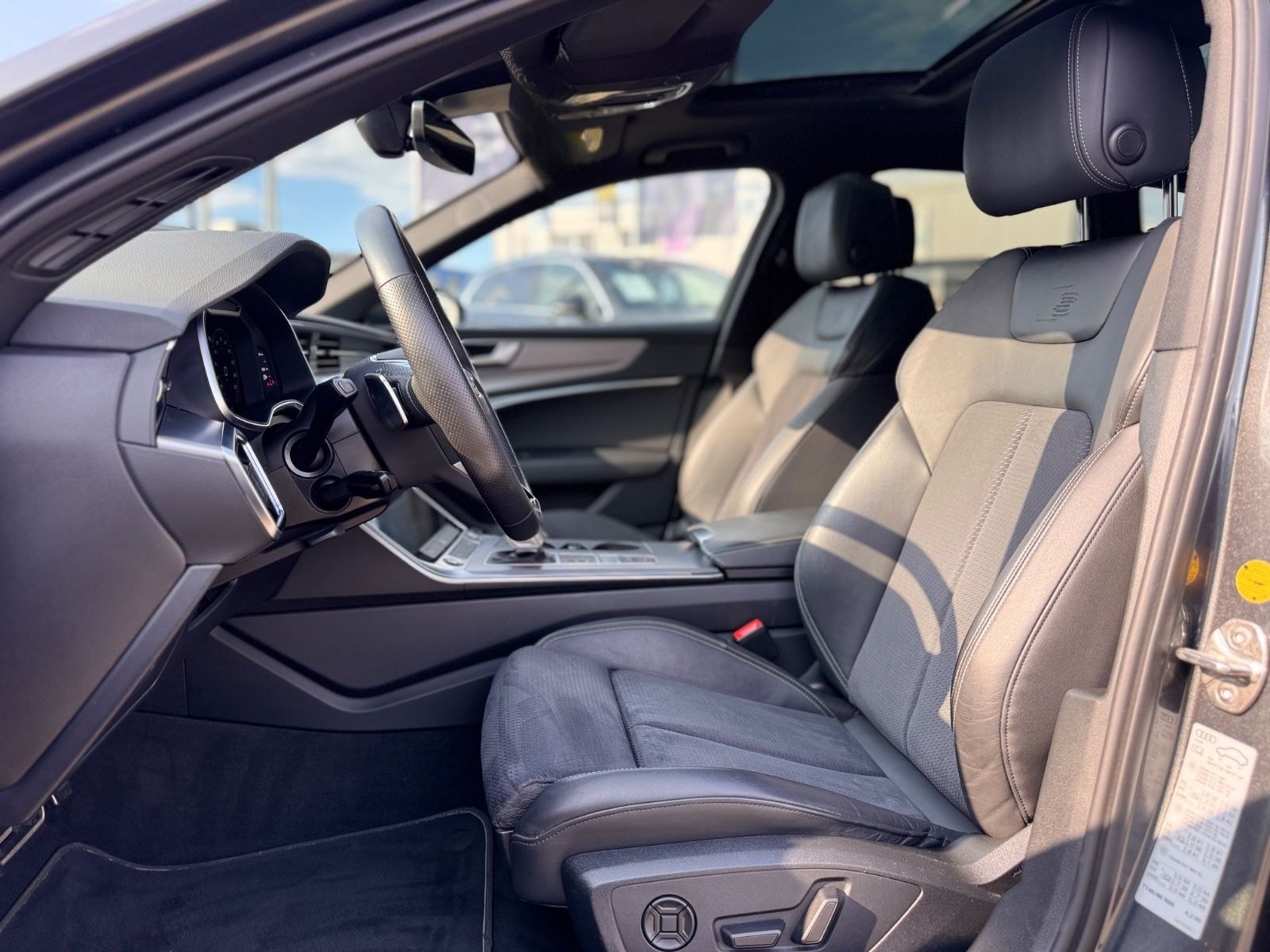 Audi A6 Avant 45 TDI quattro S line sport foto 15