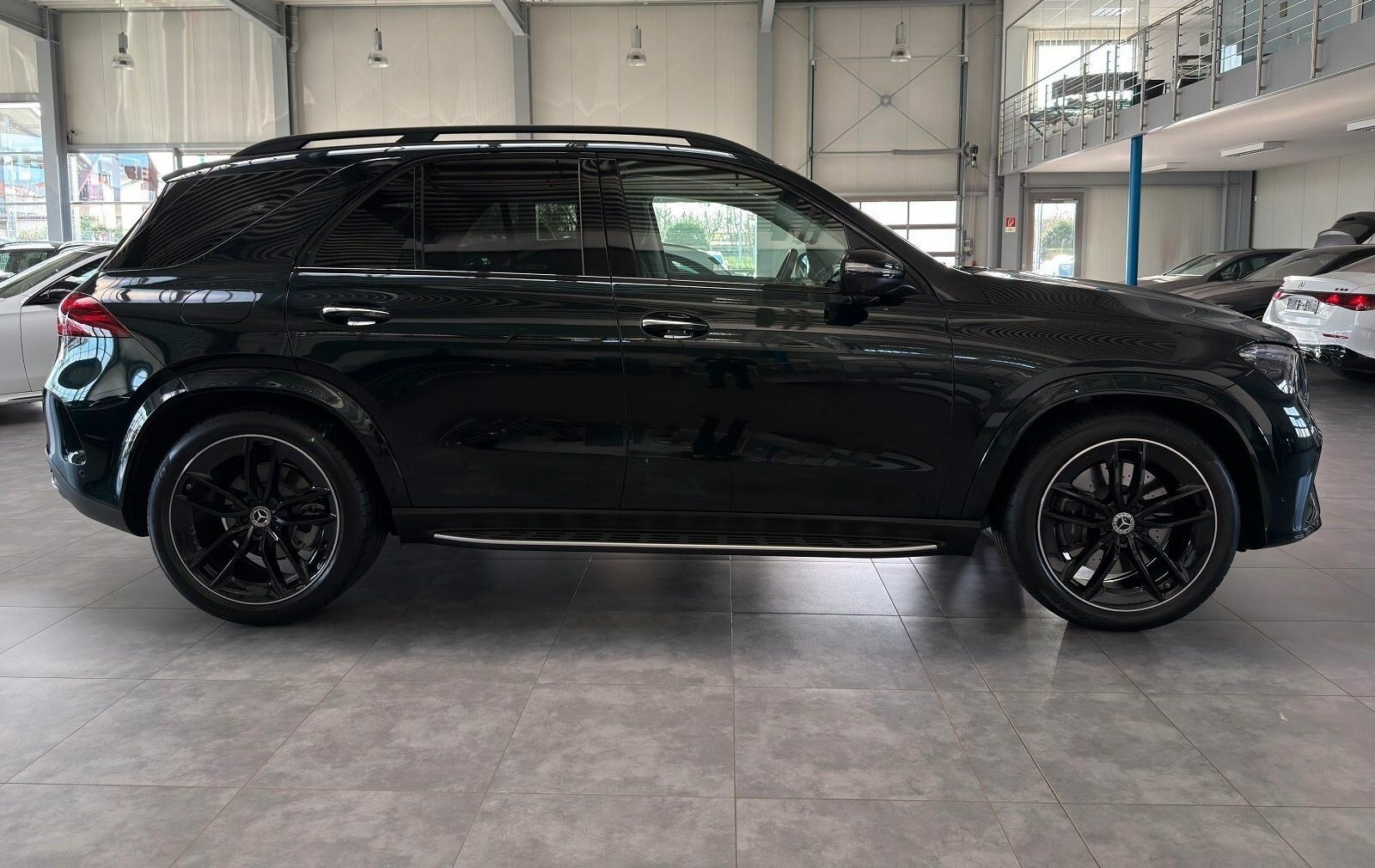 Mercedes-Benz GLE 580 4M AMG PREMIUM PLUS DISTRONIC-MEMORY-DAB foto 19