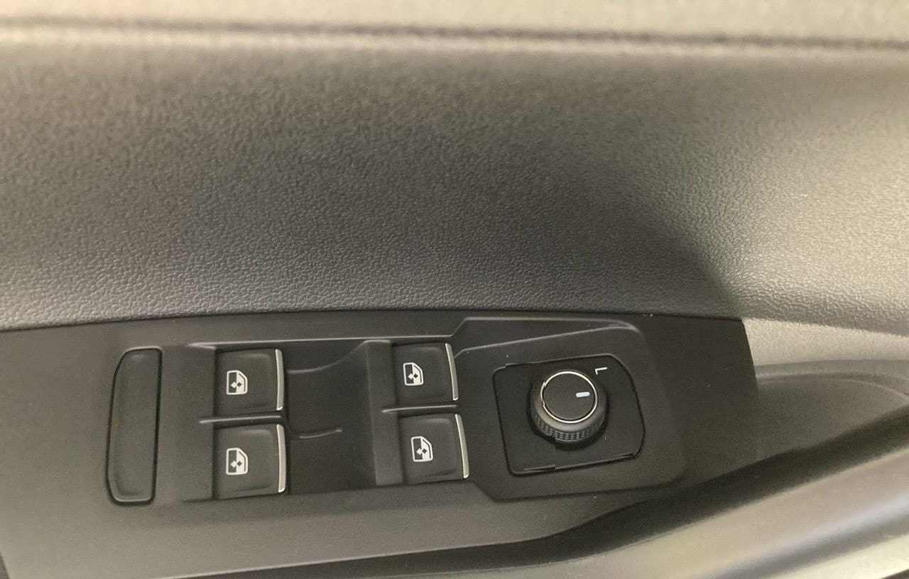 Volkswagen Taigo 1.0 TSI GOAL OPF+SHZ+USB+DAB+EPH+BAA+RS+ foto 17