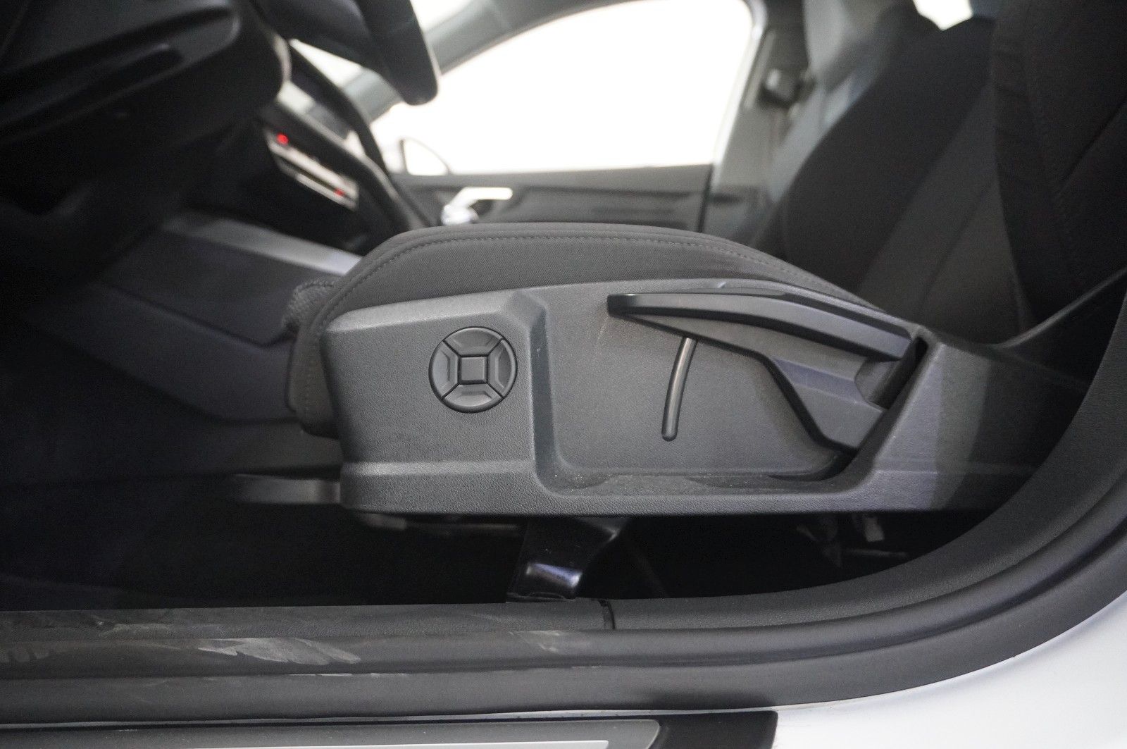 Audi A3 Sportback 35 TFSI ADVANCED NAVI/SH/KAMERA/AHK foto 12