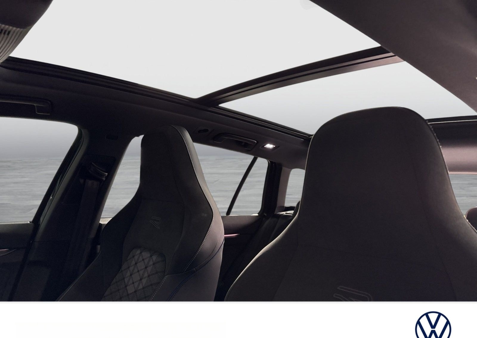 Volkswagen Golf Variant VIII 2.0 R-LINE BLACKSTYLE PANO CAM foto 18