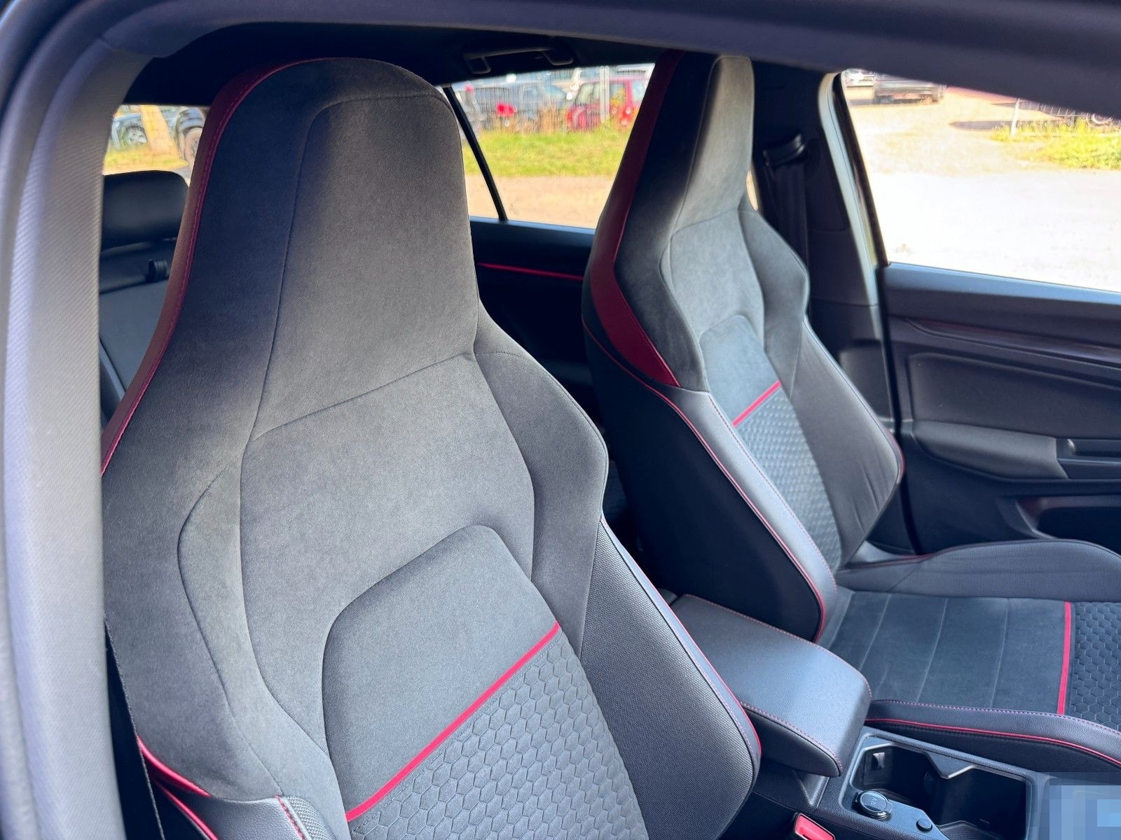 Volkswagen Golf VIII Lim. GTI Clubsport/DCC/ESTORIL 19"/NÜR foto 12