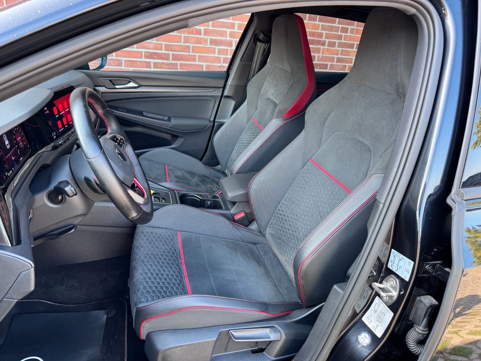 Volkswagen Golf VIII Lim. GTI Clubsport/DCC/ESTORIL 19"/NÜR foto 7