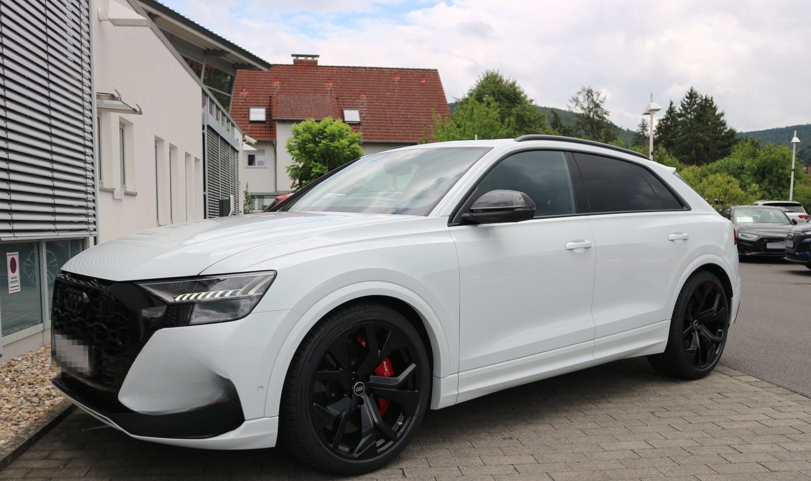 Audi RS Q8 quattro PANO+KERAMIK+AHK+HEADUP+ACC+MATRIX foto 5