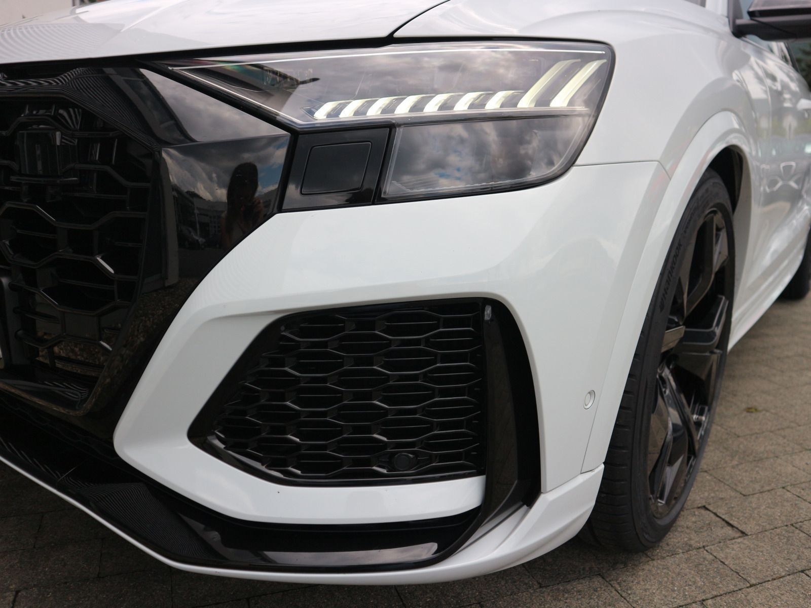 Audi RS Q8 quattro PANO+KERAMIK+AHK+HEADUP+ACC+MATRIX foto 7