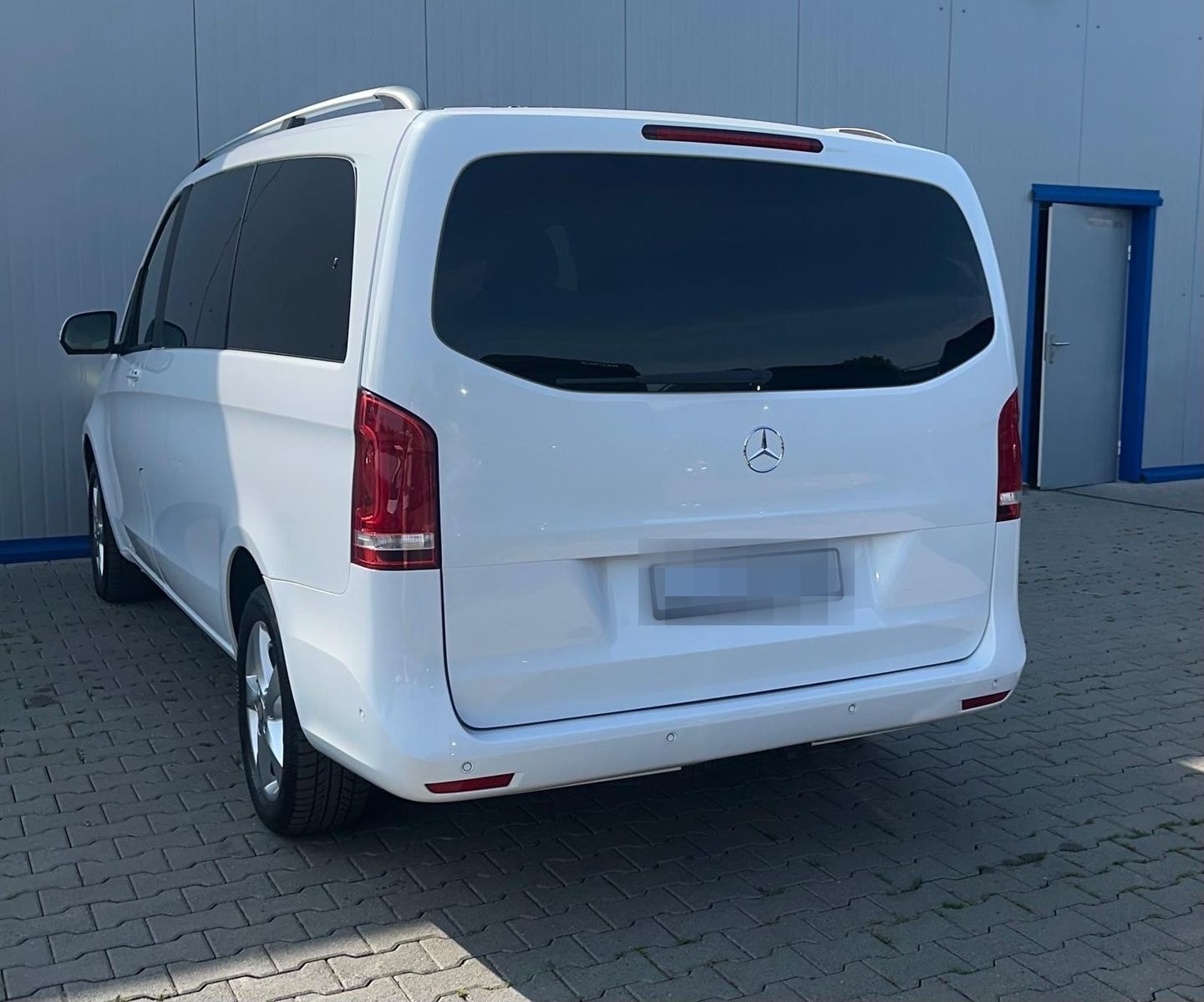 Mercedes-Benz V220 d LANG 4M 9G WEBASTO NAVI MBUX AHK 8-SITZER foto 7