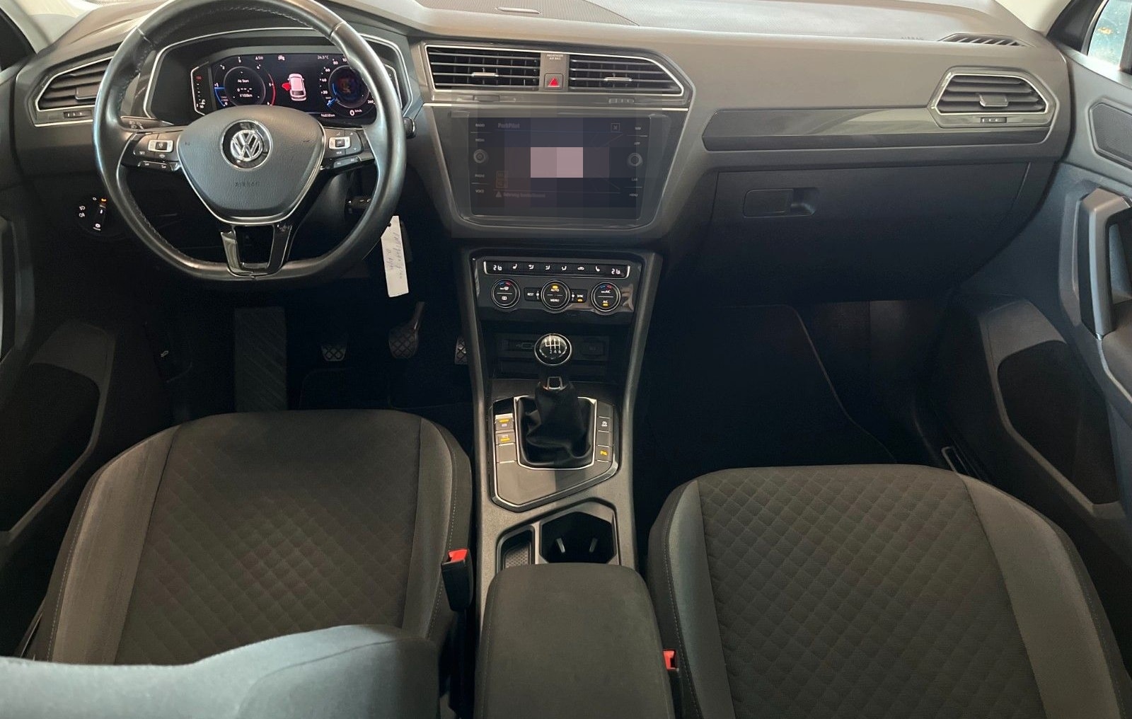 Volkswagen Tiguan 2.0 TDi Comfortline NAVI LED WinterPaket foto 11