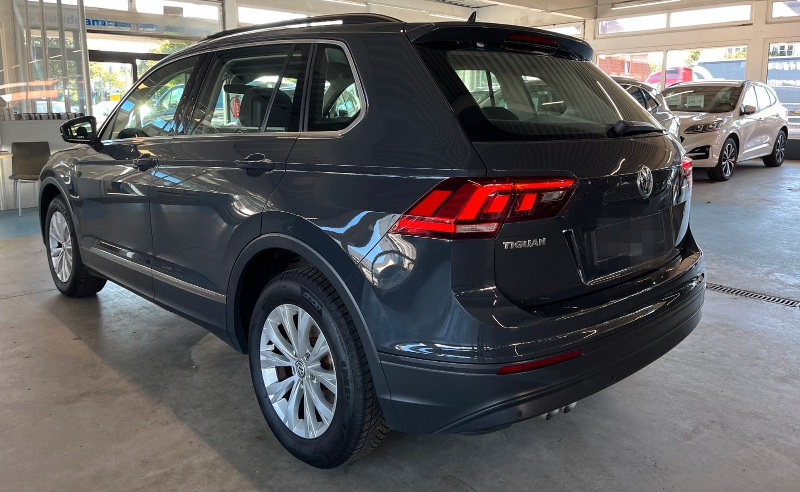 Volkswagen Tiguan 2.0 TDi Comfortline NAVI LED WinterPaket foto 3