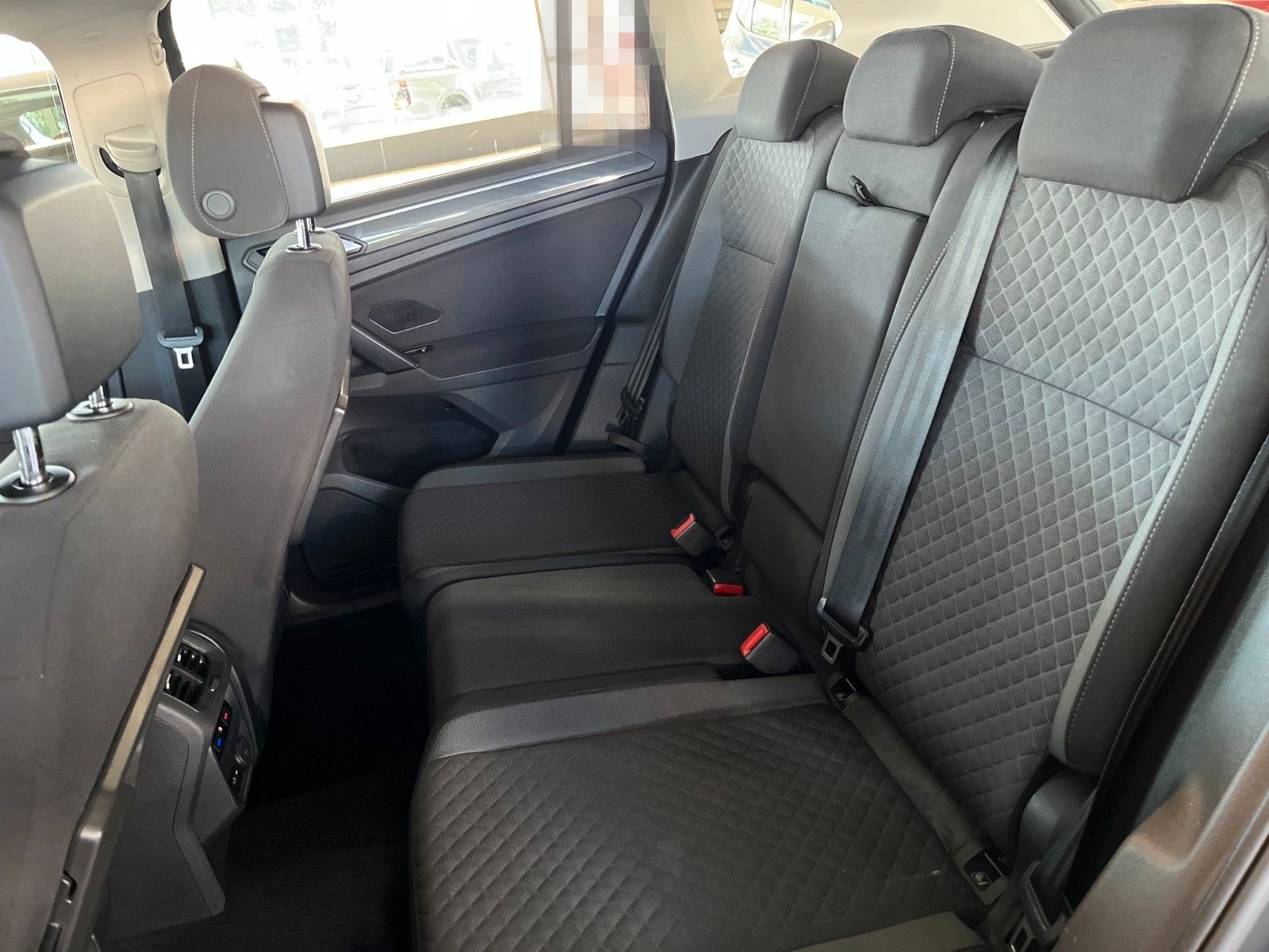 Volkswagen Tiguan 2.0 TDi Comfortline NAVI LED WinterPaket foto 23