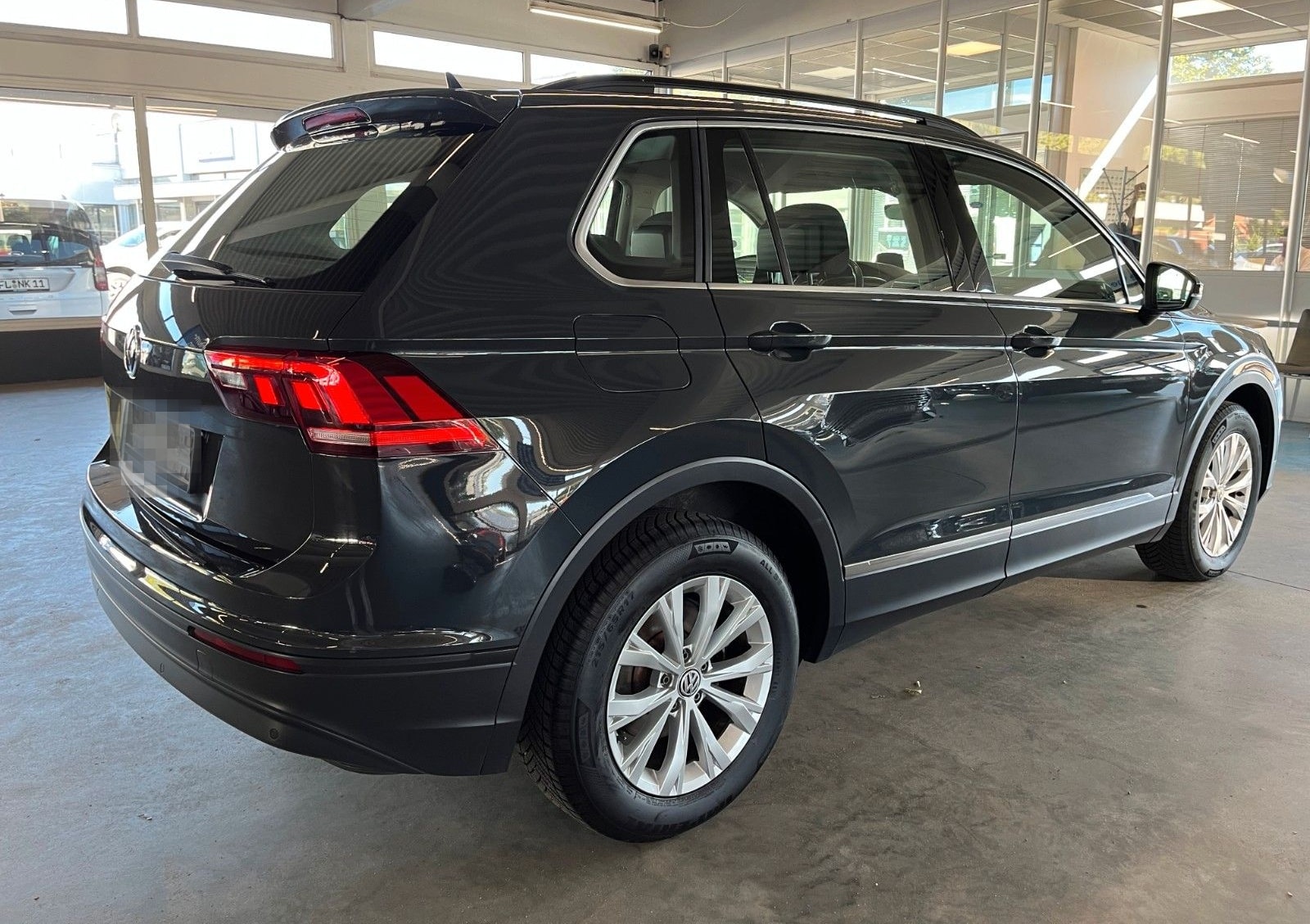Volkswagen Tiguan 2.0 TDi Comfortline NAVI LED WinterPaket foto 5