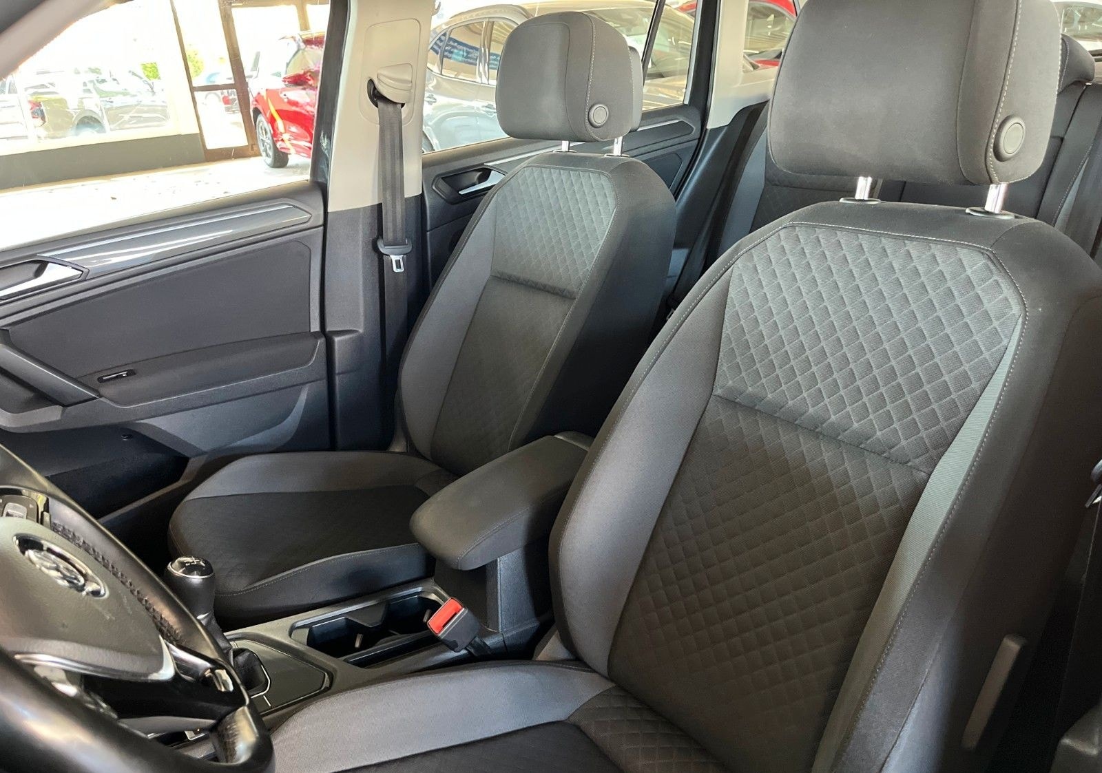 Volkswagen Tiguan 2.0 TDi Comfortline NAVI LED WinterPaket foto 10