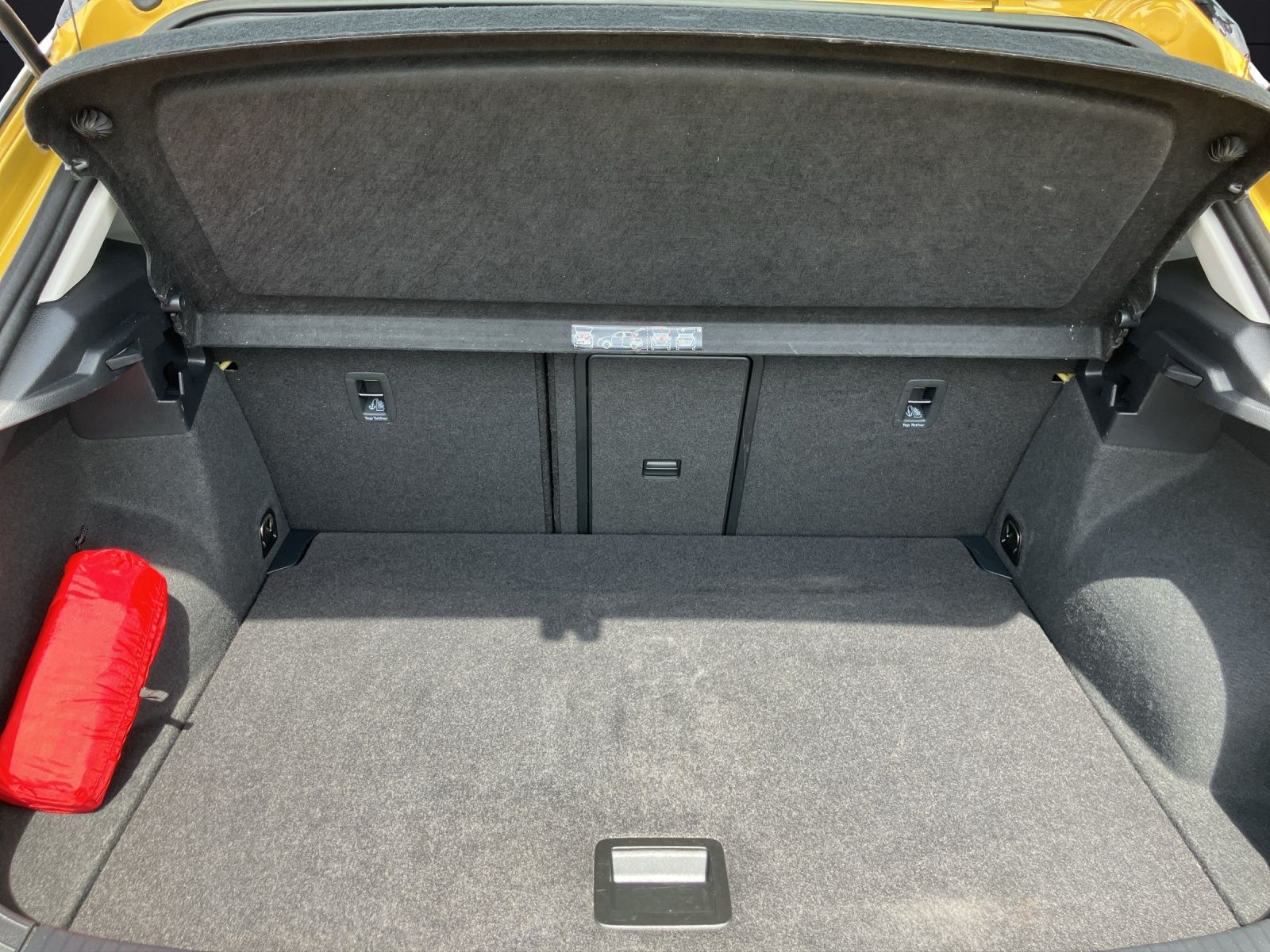 Volkswagen T-Roc TSI United LED Navi AID ACC Park-Assist SH foto 13