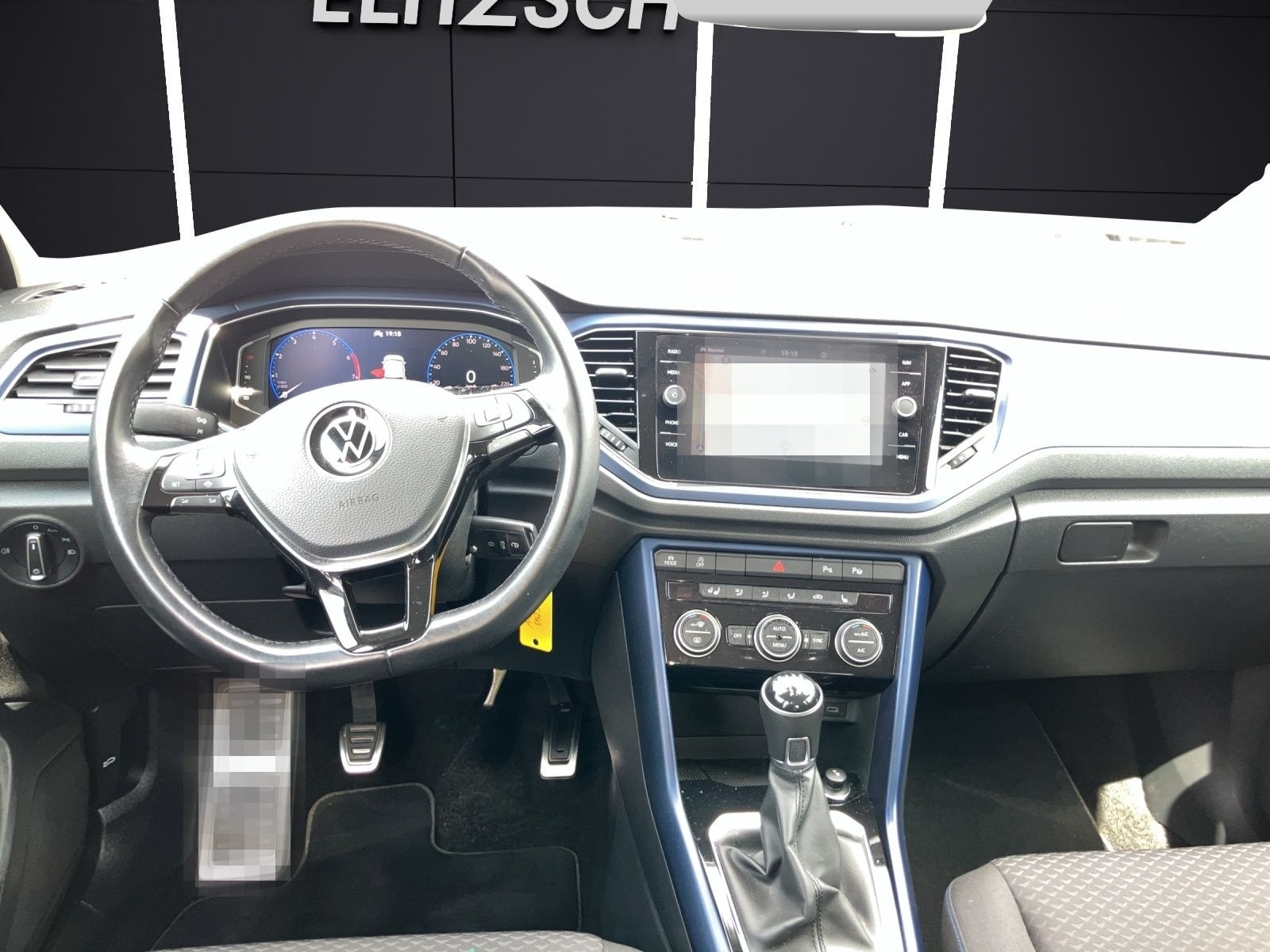 Volkswagen T-Roc TSI United LED Navi AID ACC Park-Assist SH foto 14