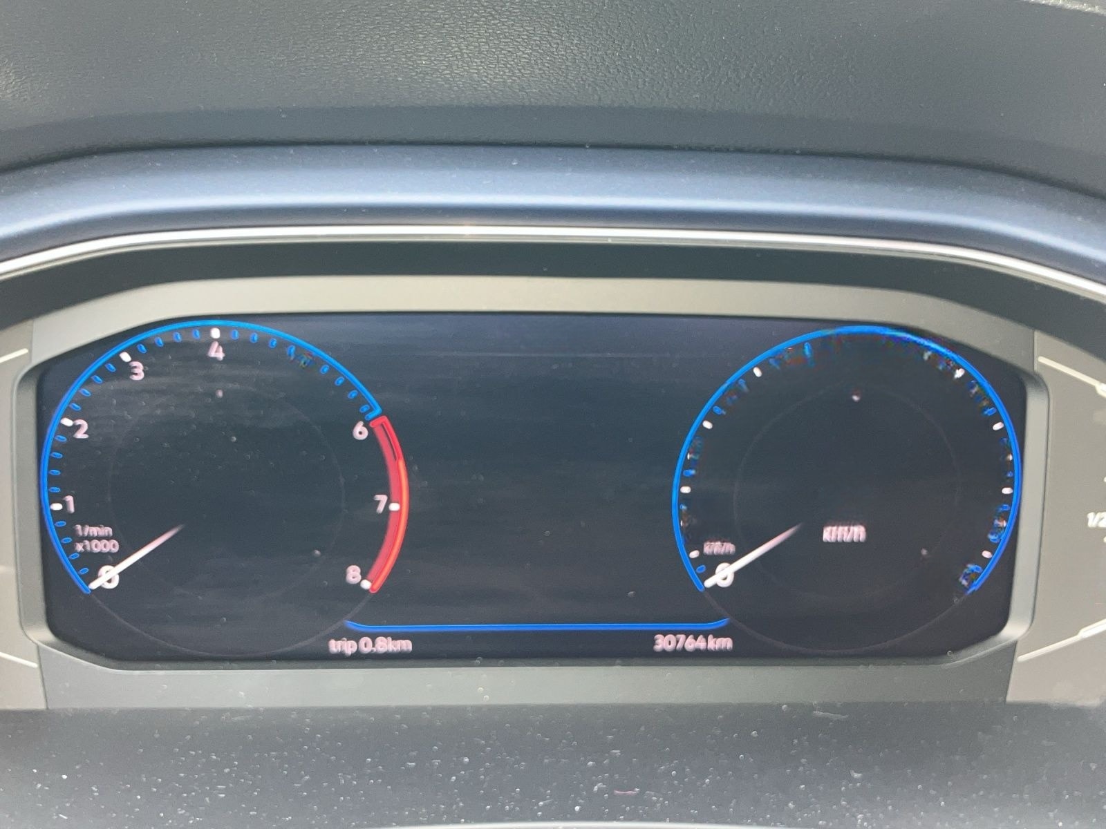 Volkswagen T-Roc TSI United LED Navi AID ACC Park-Assist SH foto 18