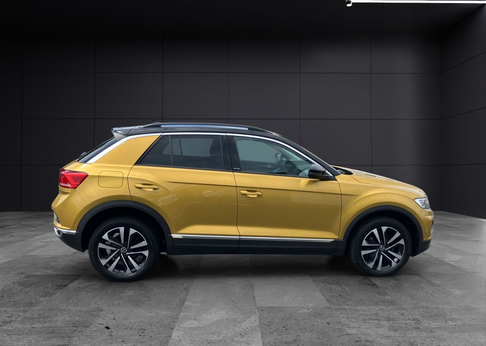 Volkswagen T-Roc TSI United LED Navi AID ACC Park-Assist SH foto 6