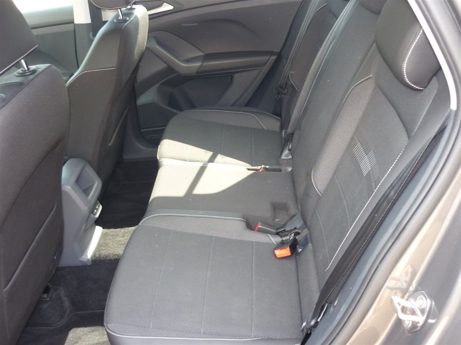 Volkswagen T-Cross Style 1,0 TSI DSG+AHK+Navi+Cam+ACC+Sitzh foto 10