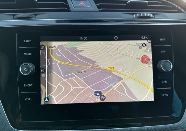 Volkswagen Touran 2.0 TDI DSG 7-SITZE+PANO+AHK+RFK+LED+NAVI foto 13