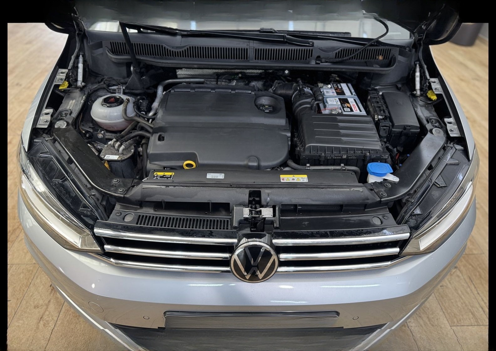 Volkswagen Touran Comfortline 2.0 TDI DSG App Connect/LED/ foto 22