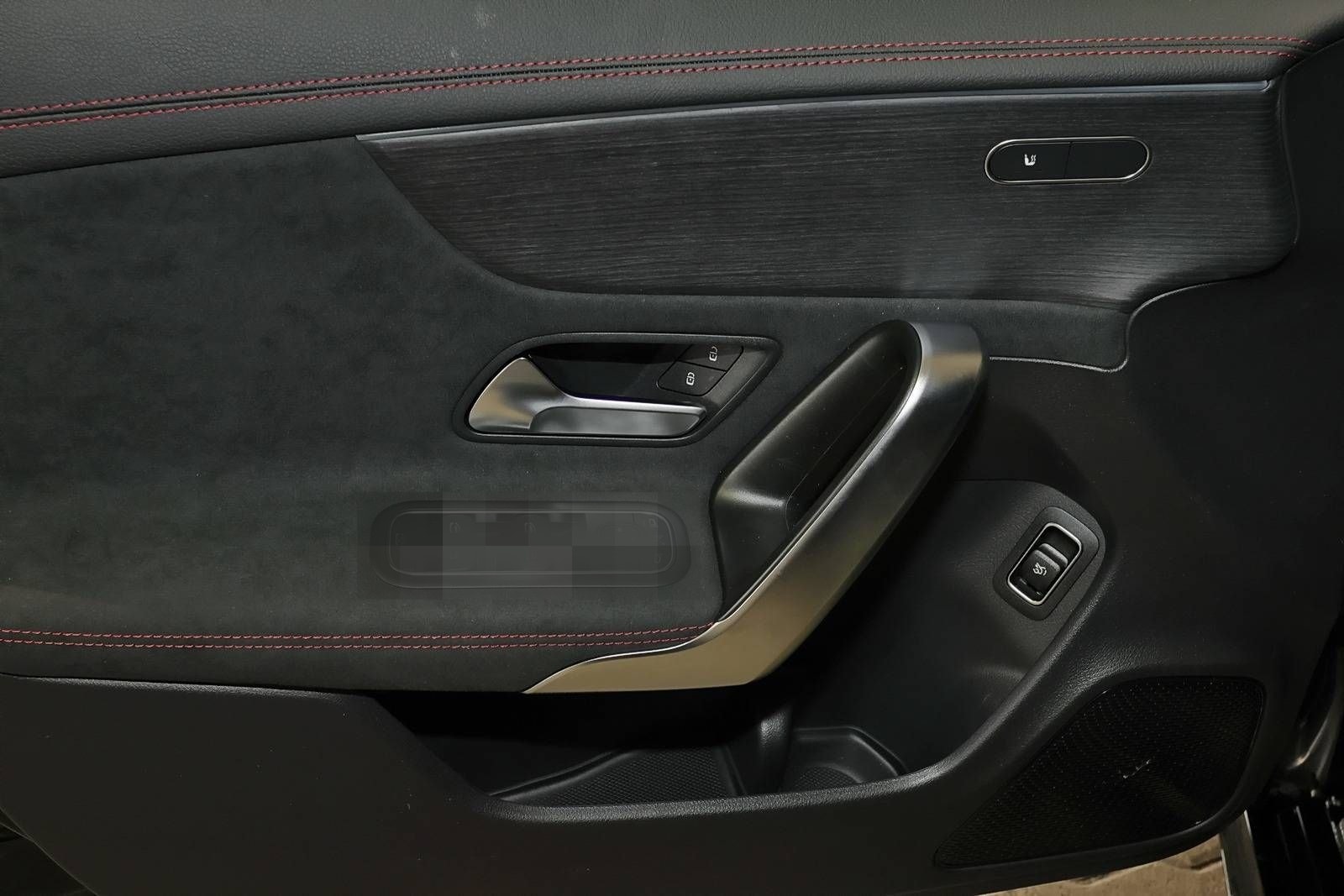 Mercedes-Benz CLA 200 Coupé AMG Distronic+360°+LED+Pano+Totwi foto 12