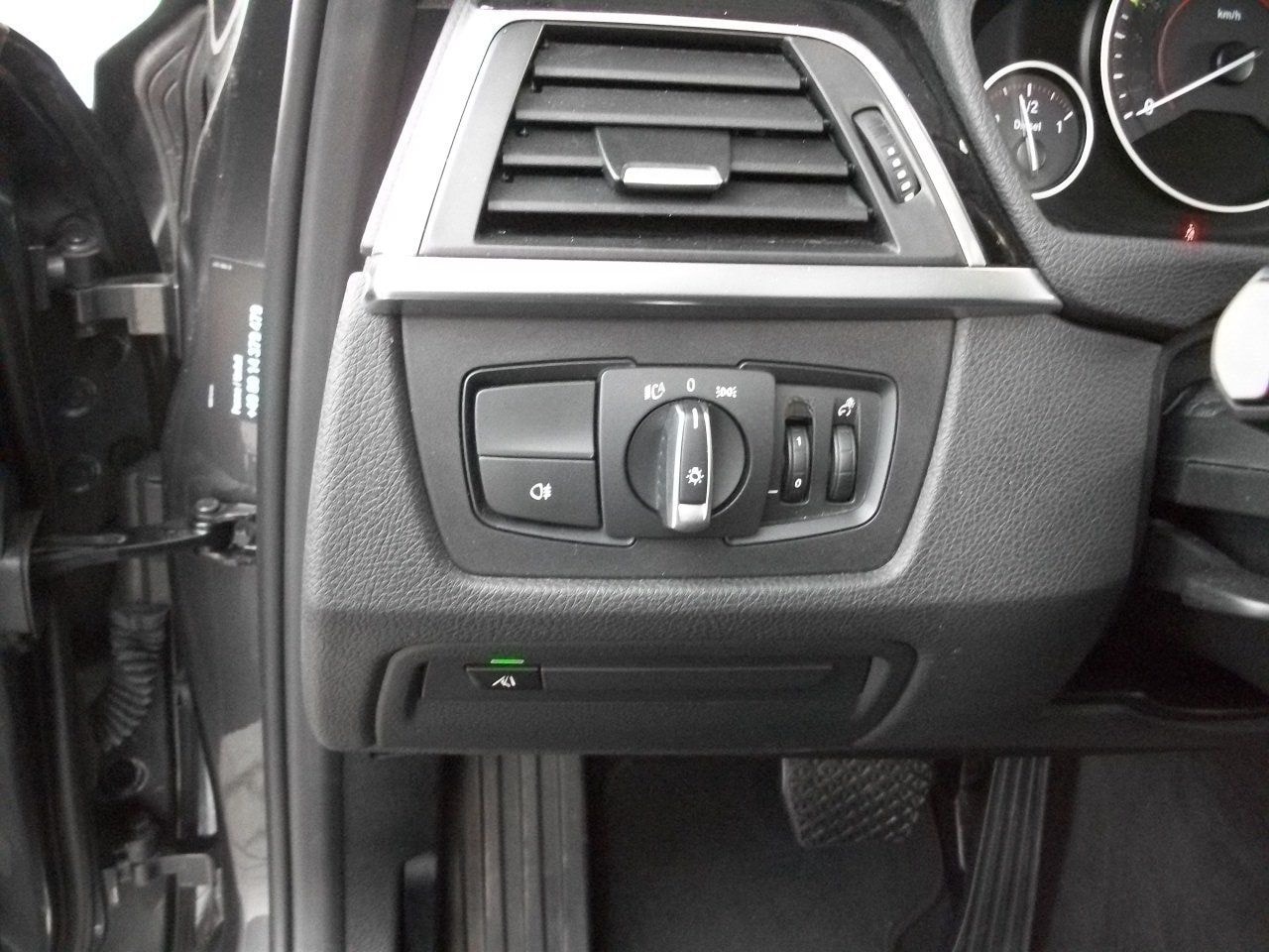 BMW Baureihe 3 Touring   320 d Sport Line foto 22