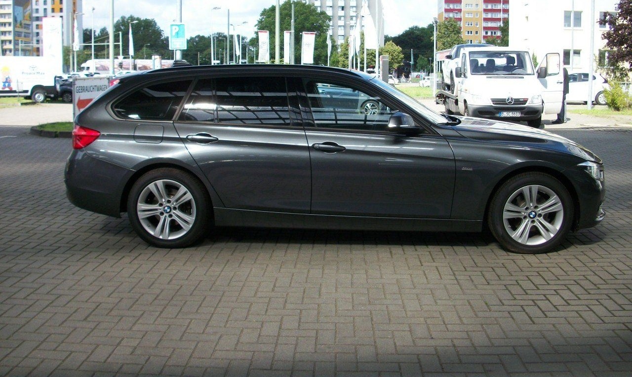 BMW Baureihe 3 Touring   320 d Sport Line foto 5