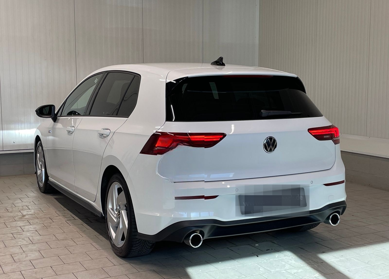 Volkswagen Golf VIII GTI 2.0 TSI DSG NAVI LED-PLUS SOUNDSYS foto 4