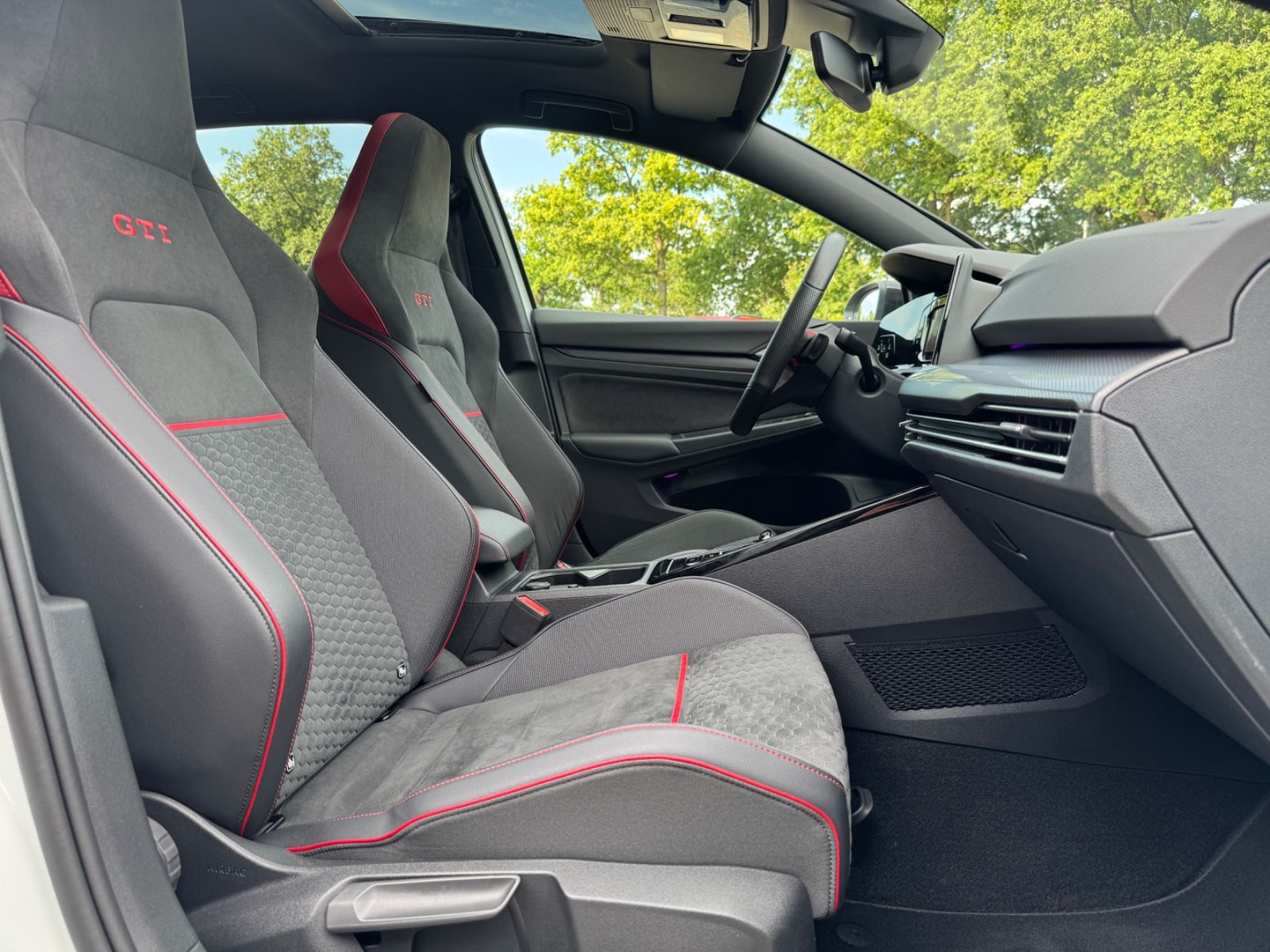 Volkswagen Golf GTI Clubsport °Pano°H&K°HUP°IQ°R-Kamera° foto 8