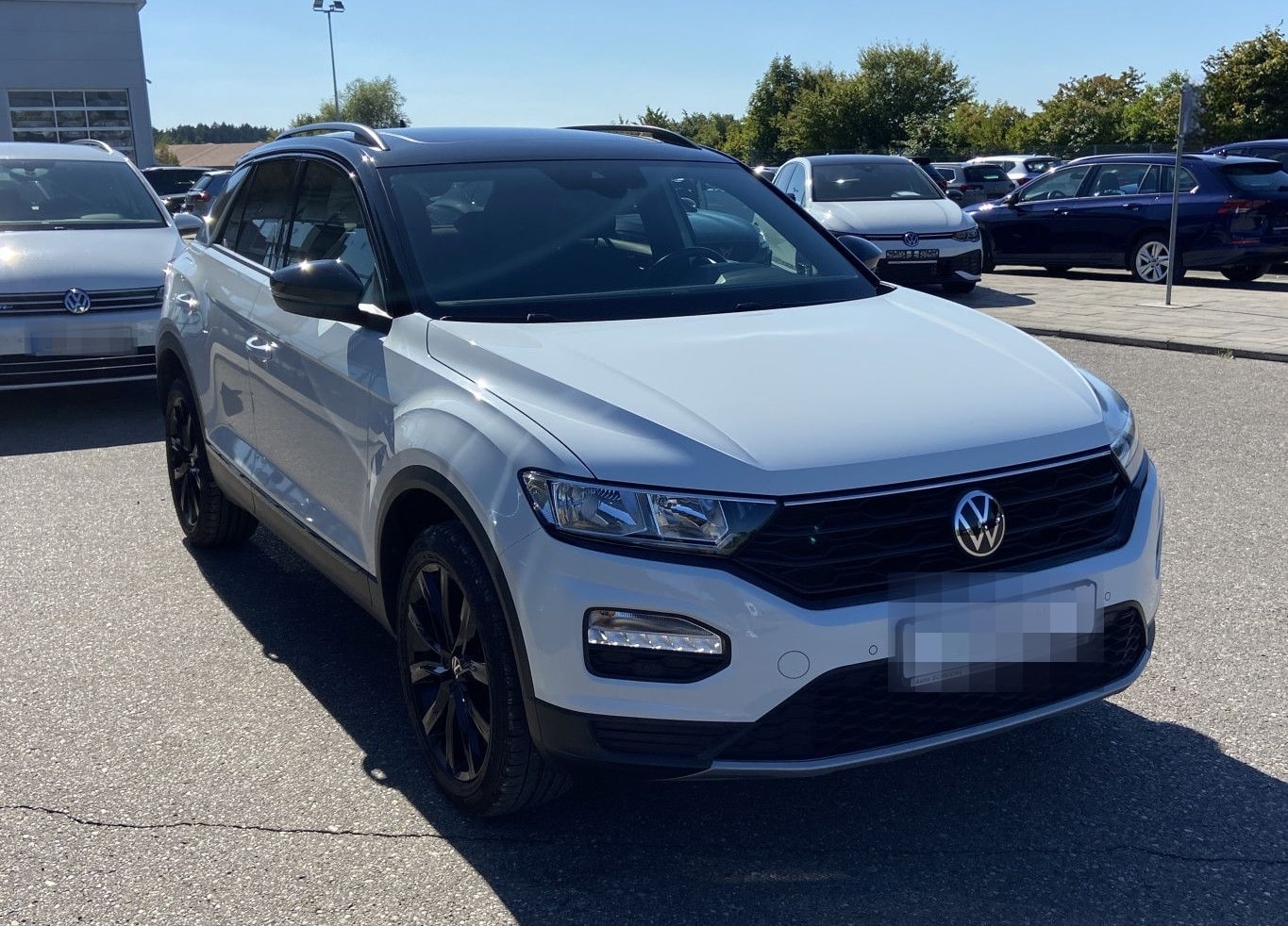 Volkswagen T-Roc 1.5 TSI BLACK-STYLE NAVI+PANORAMA+18"+SHZ+ foto 6