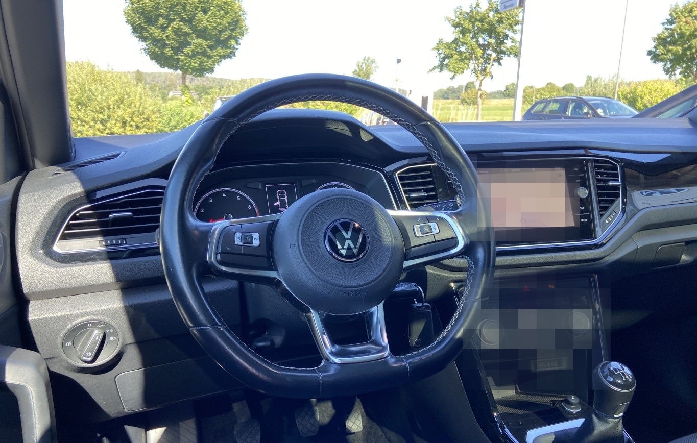 Volkswagen T-Roc 1.5 TSI BLACK-STYLE NAVI+PANORAMA+18"+SHZ+ foto 9