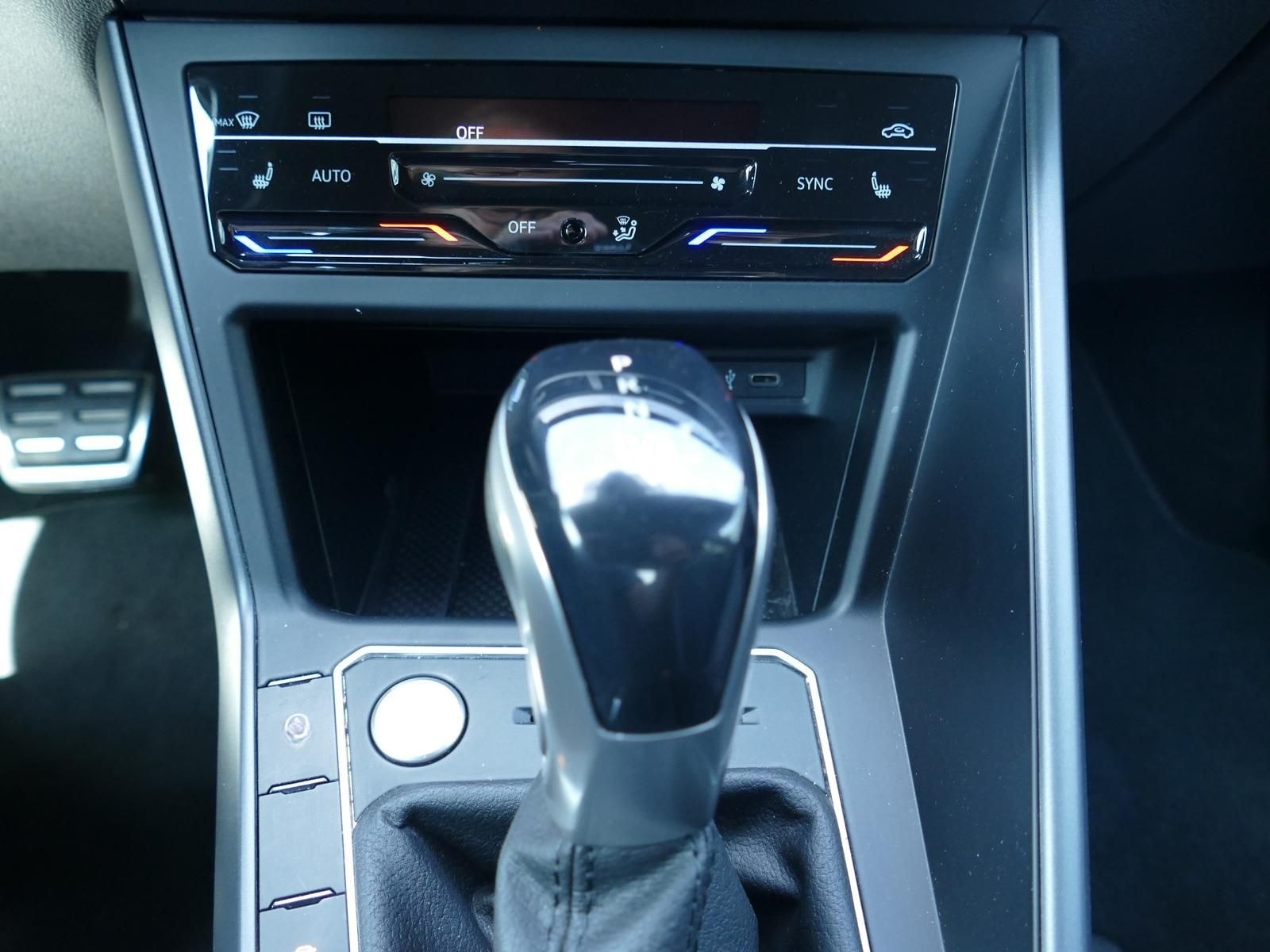 Volkswagen Taigo 1.5 TSI ACT R-Line DSG *Frühlings-ANGEBOT* foto 18