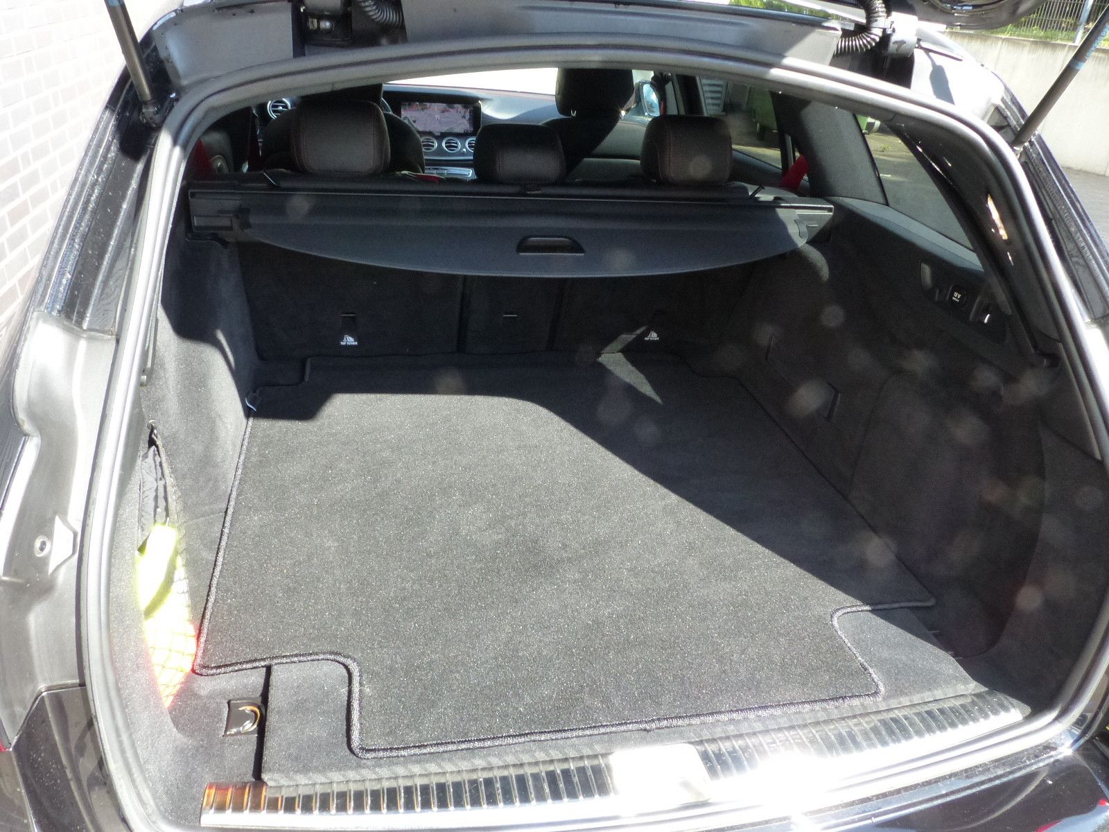 Mercedes-Benz E 43 T AMG 4Matic/LED/Leder/Kamera/Glasdach foto 12