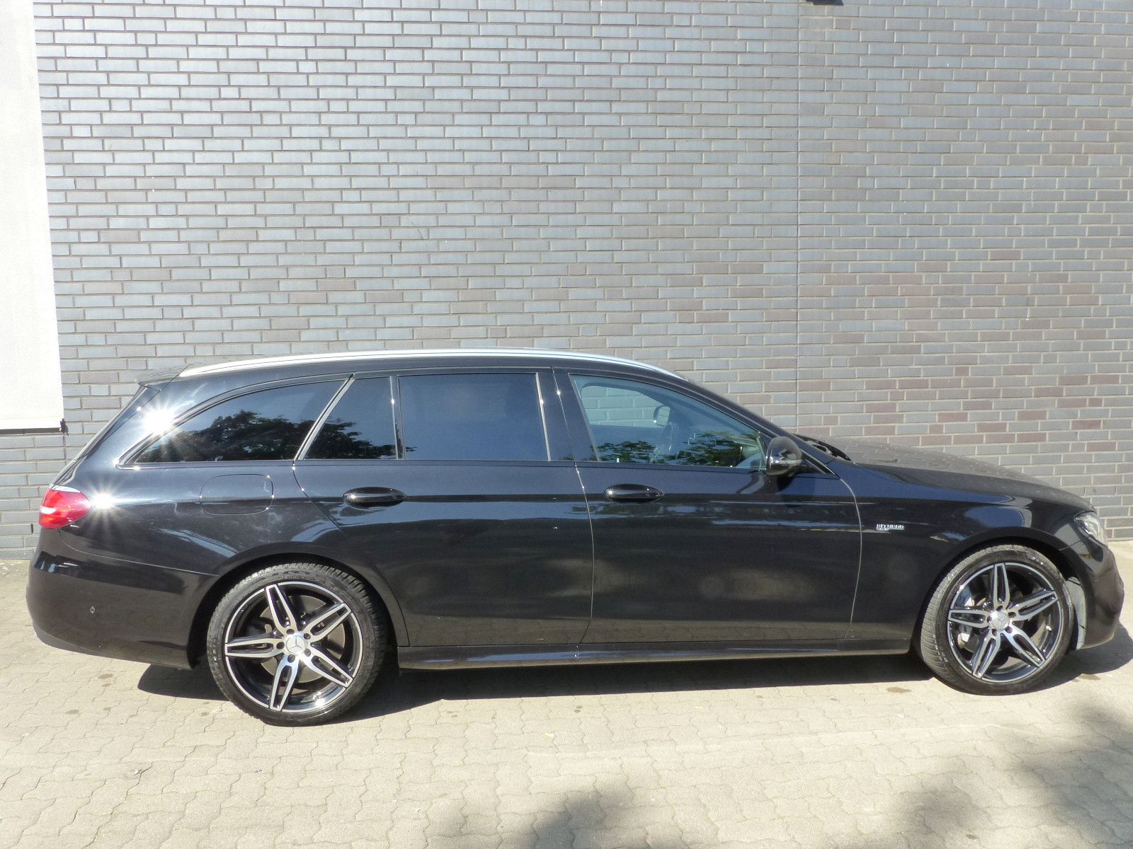 Mercedes-Benz E 43 T AMG 4Matic/LED/Leder/Kamera/Glasdach foto 8