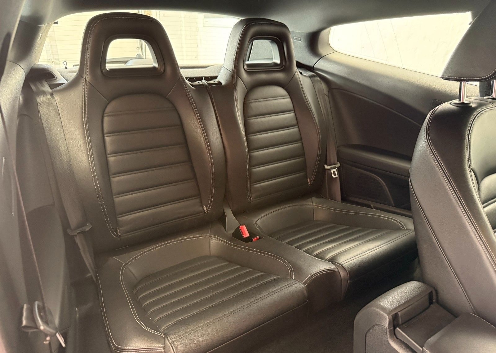 Volkswagen Scirocco R 2.0 TSI Leder/Xenon/BT/19 Zoll foto 12