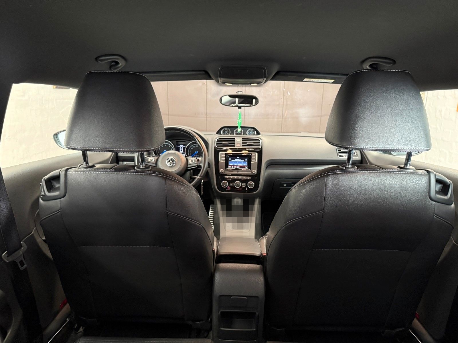 Volkswagen Scirocco R 2.0 TSI Leder/Xenon/BT/19 Zoll foto 8