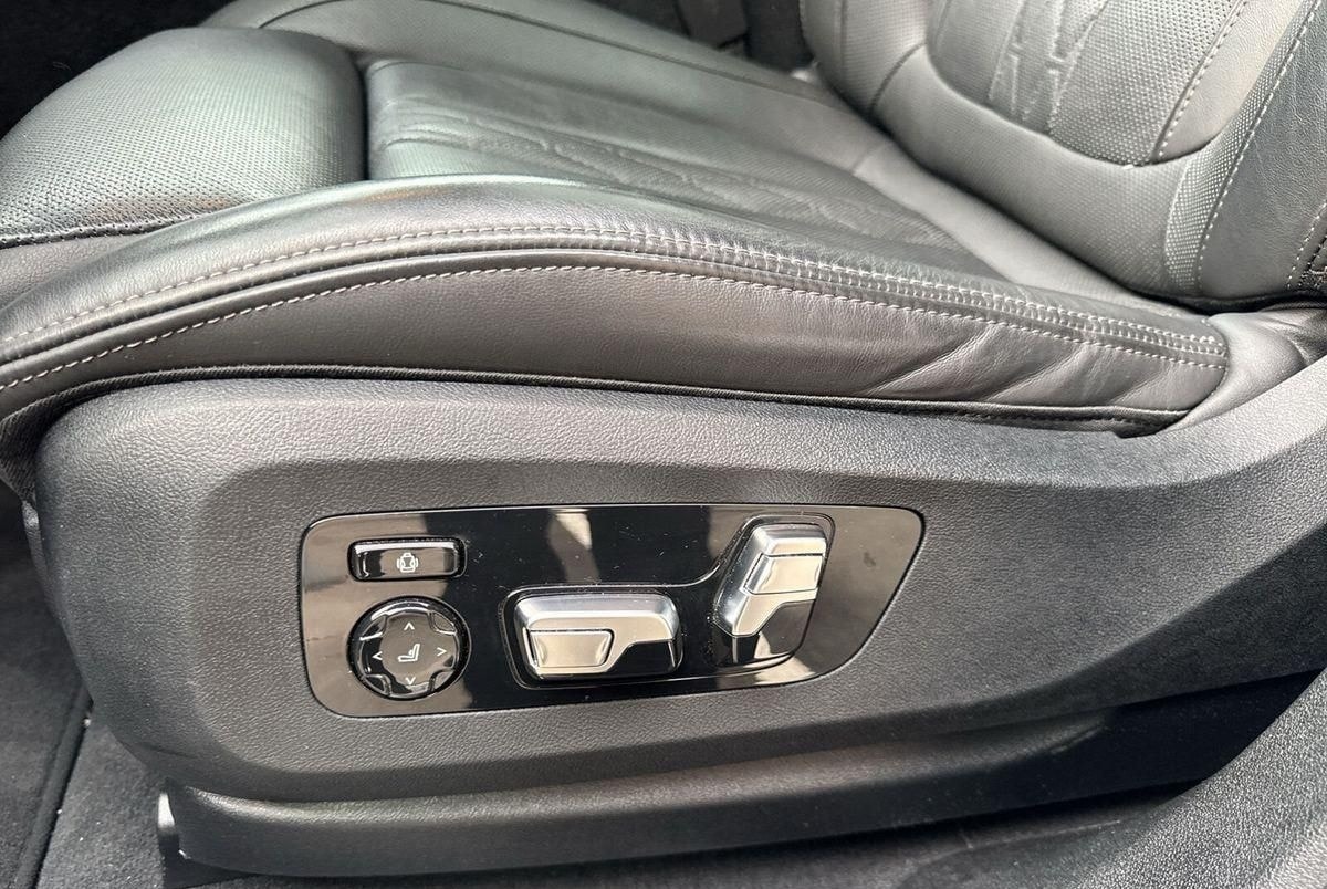 BMW X6 xDriveM.Sp Pro+Innovp+Travelp+Drivp+PanoD+22 foto 23