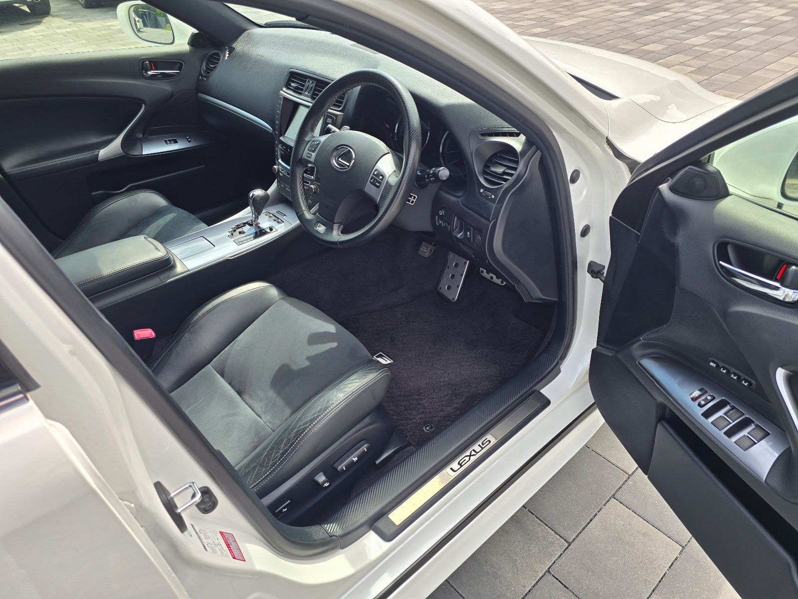 Lexus IS350 F-Sport Video großer Service foto 6