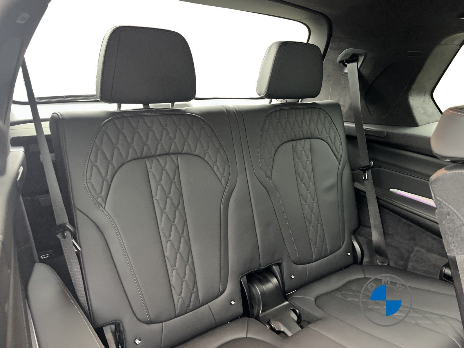 BMW X7 M60i xDrive M Sportpaket Pro Pano Sky Lounge  foto 18