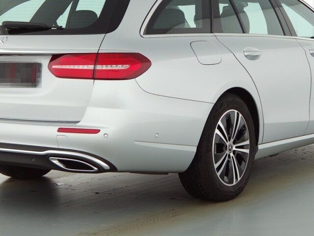 Mercedes-Benz E 220 d T-Modell Avantgarde/Kamera/AHZ/MBUX/Navi foto 8