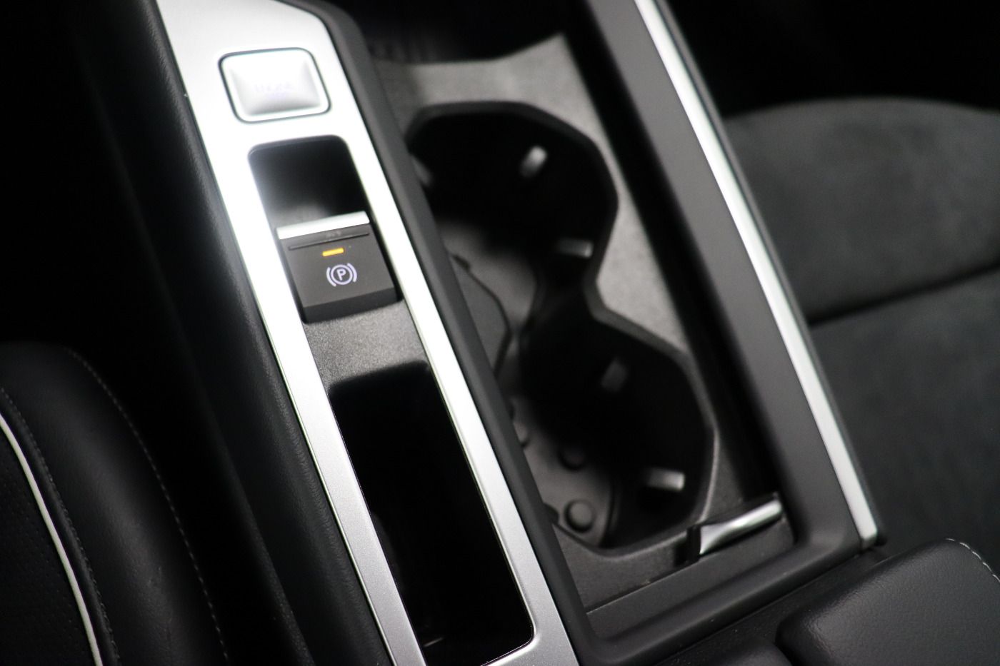 Volkswagen Passat Variant 2.0 TDI DSG Business CarPlay|HUD foto 11