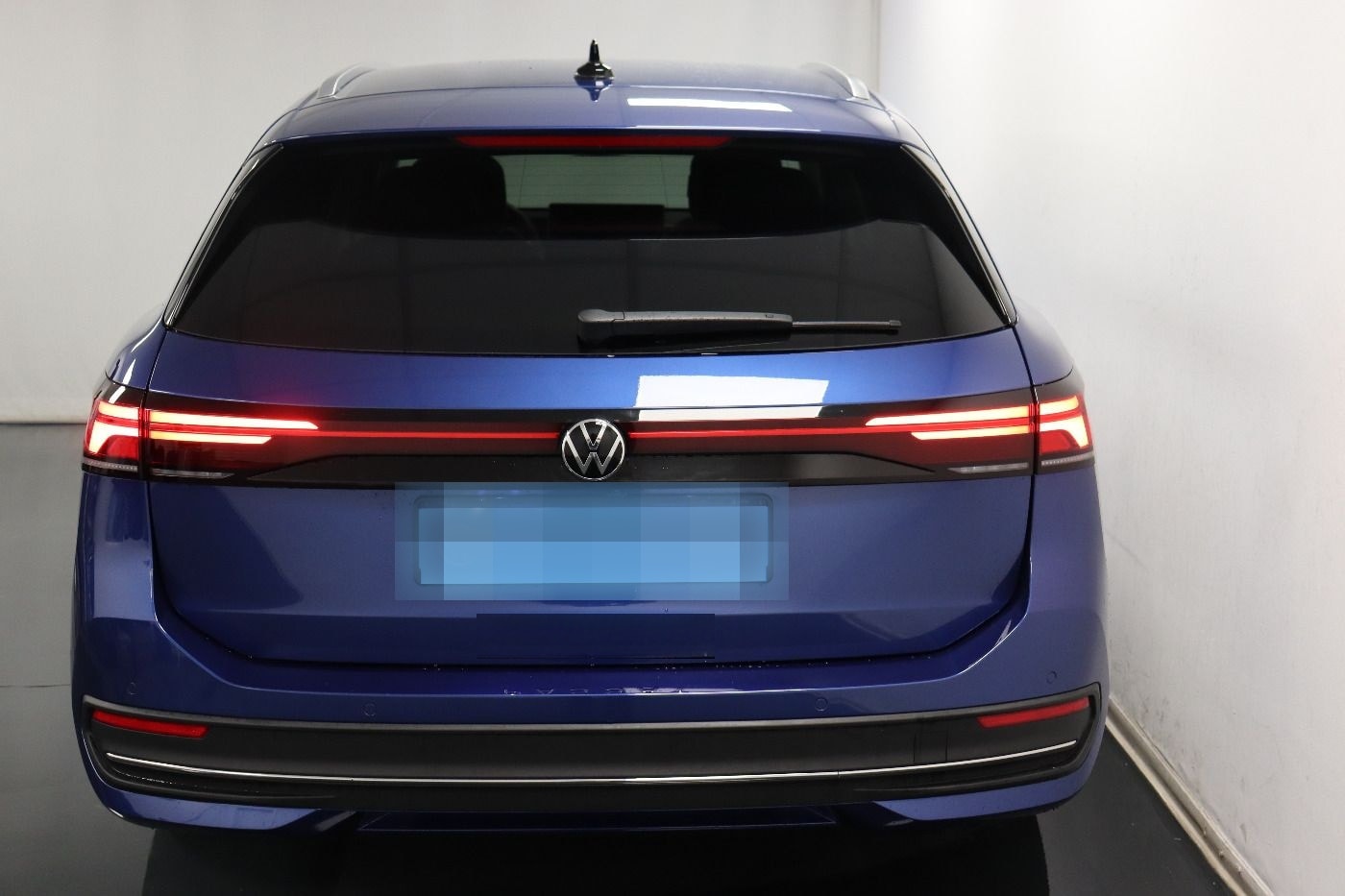 Volkswagen Passat Variant 2.0 TDI DSG Business CarPlay|HUD foto 5