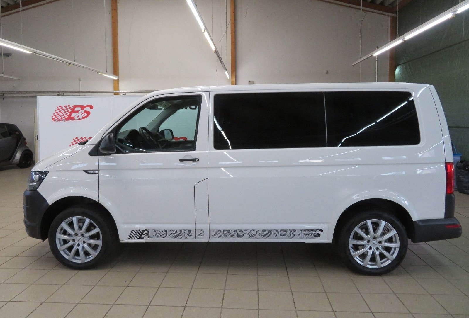 Volkswagen T6 Transporter Kombi KR *8-SITZER*KLIMA*AHK* foto 2