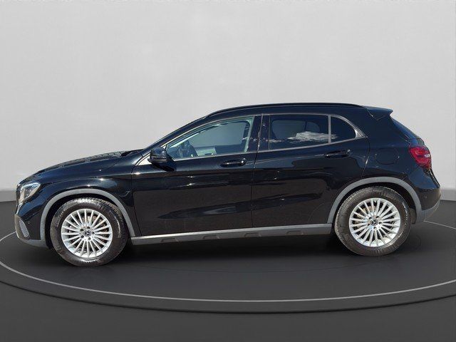 Mercedes-Benz GLA 220 4Matic *LEDER*BUSINESS*SPUR*LED*PRIVACY* foto 4