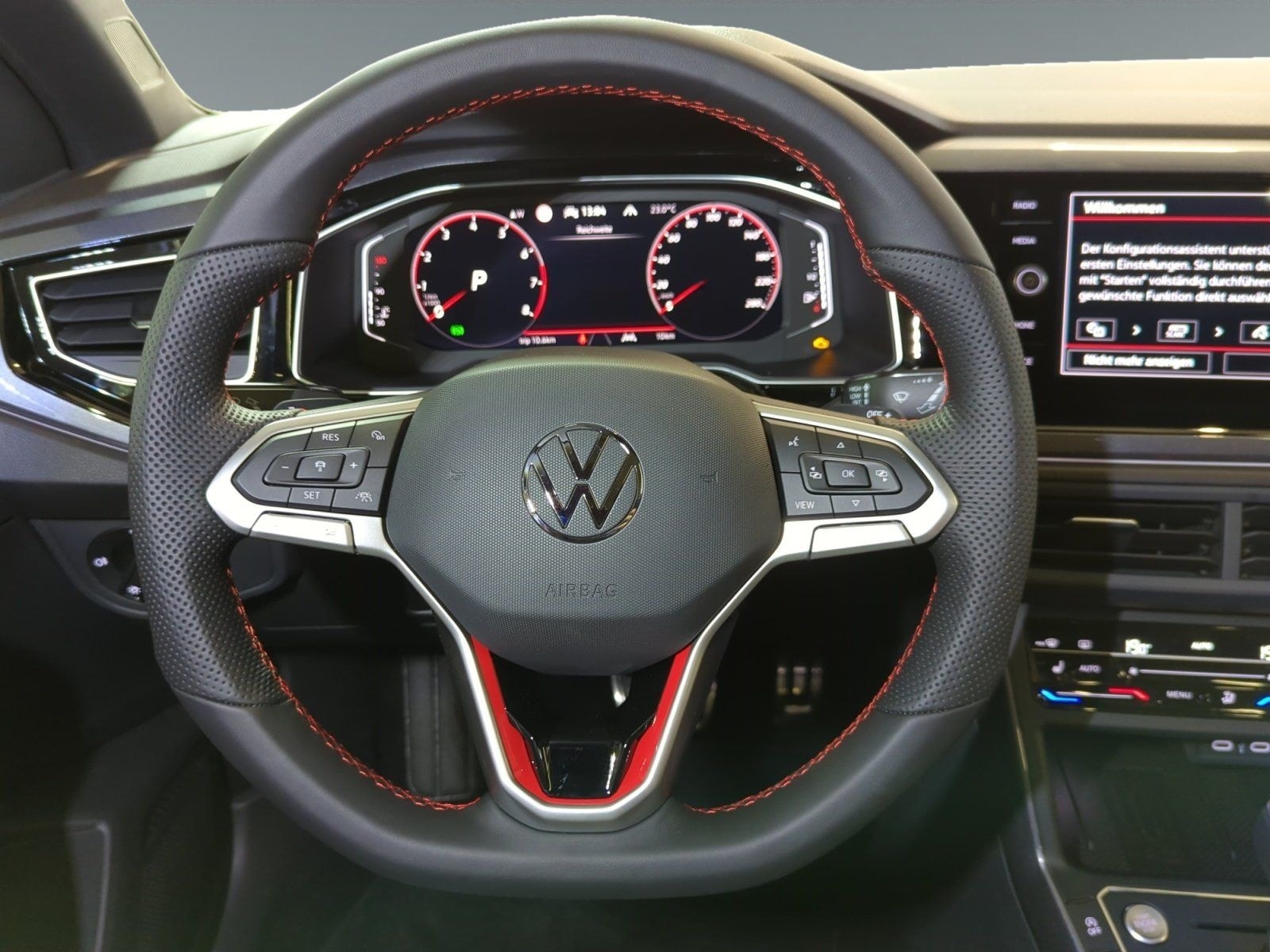 Volkswagen Polo GTI 2.0 TSI DSG MATRIX PANO KLIMA ACC foto 12