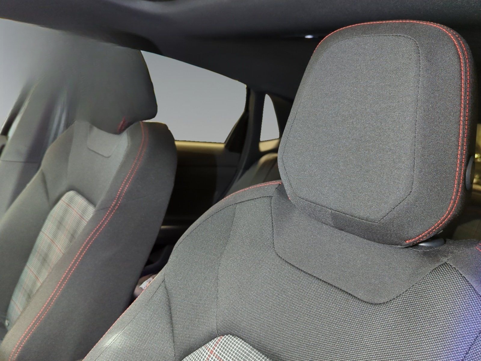 Volkswagen Polo GTI 2.0 TSI DSG MATRIX PANO KLIMA ACC foto 15