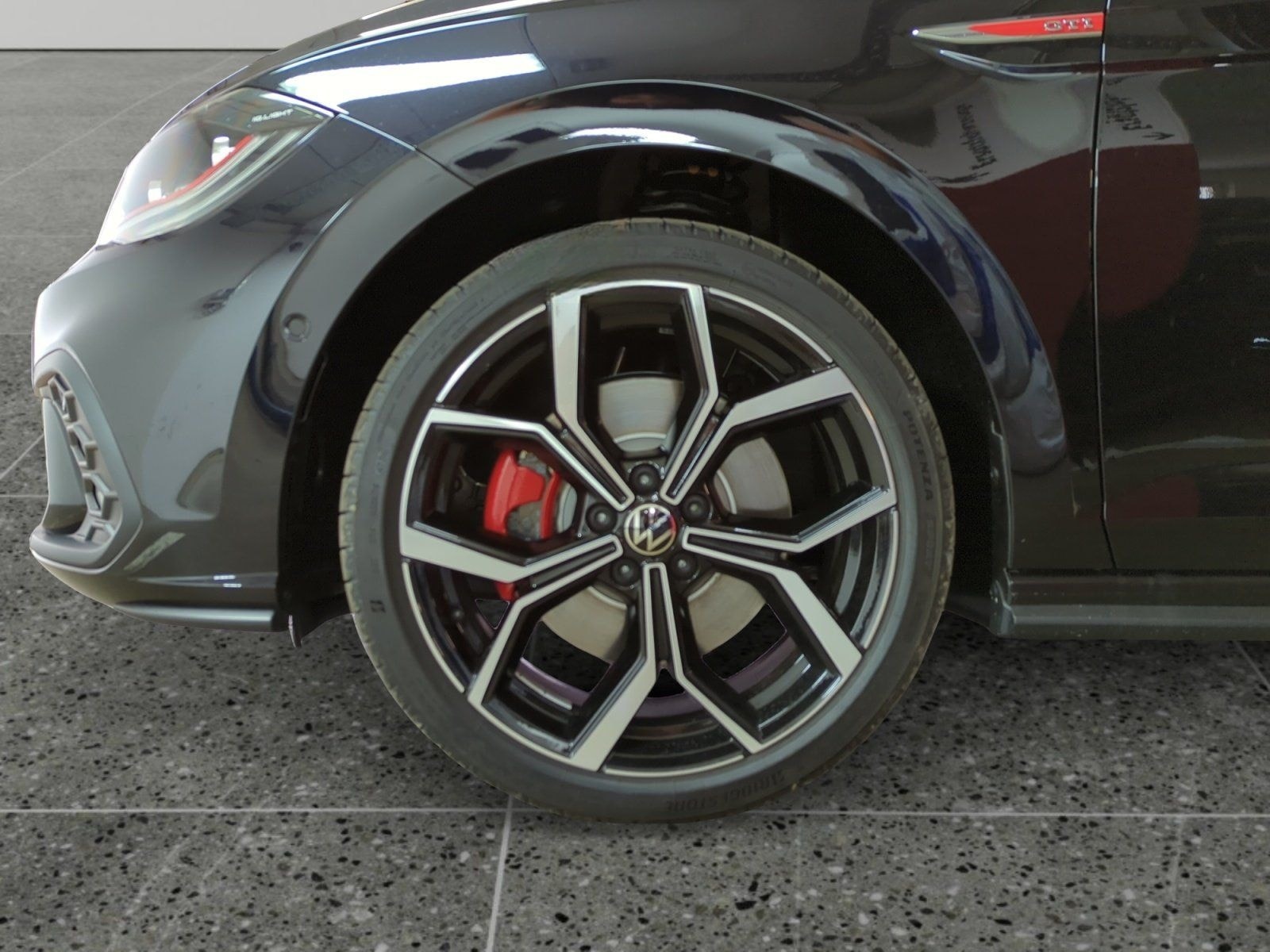 Volkswagen Polo GTI 2.0 TSI DSG MATRIX PANO KLIMA ACC foto 6