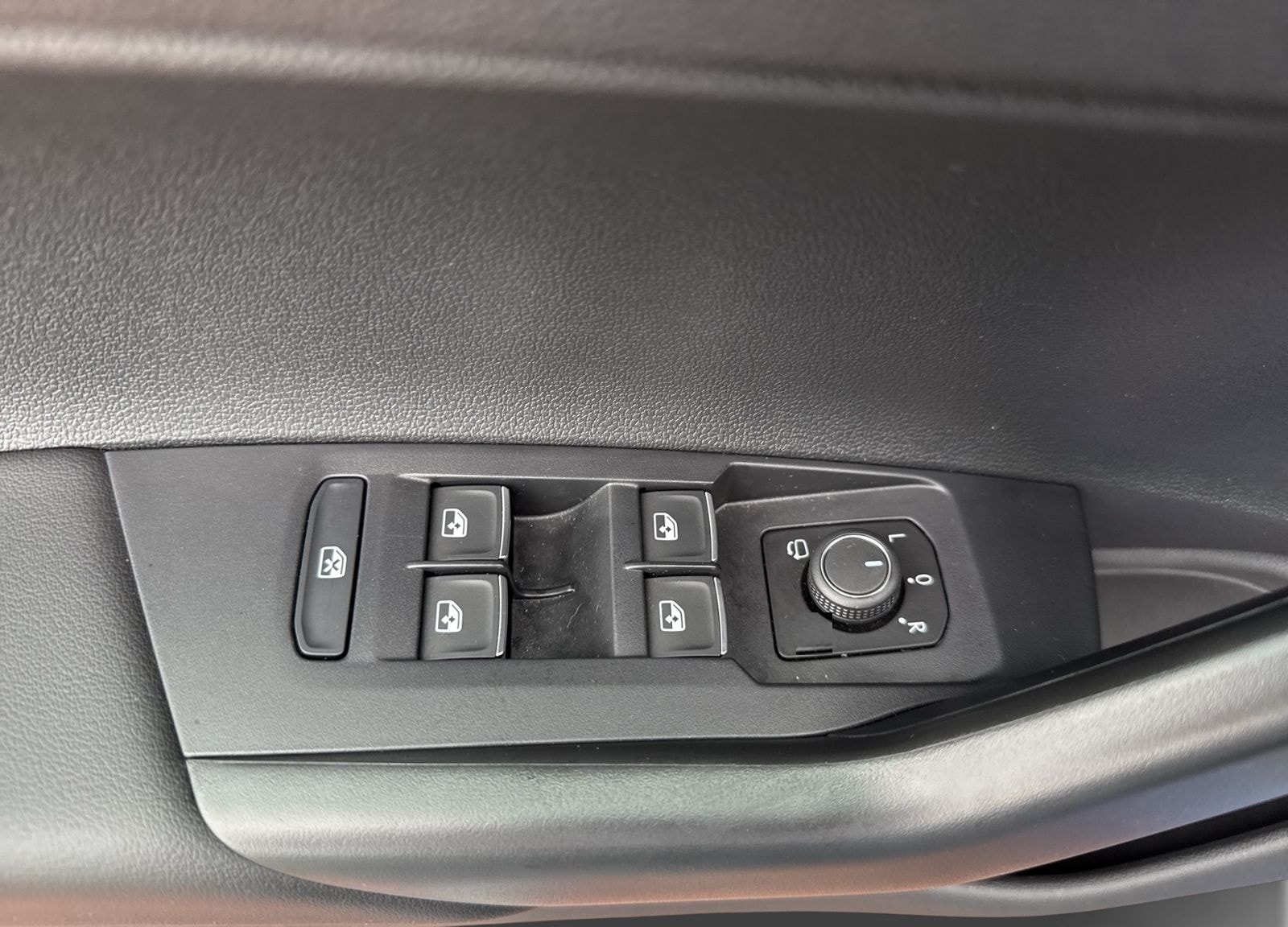 Volkswagen Polo 1.0 TSI Goal, Navi, ACC, Sitzhzg, LED, App foto 13